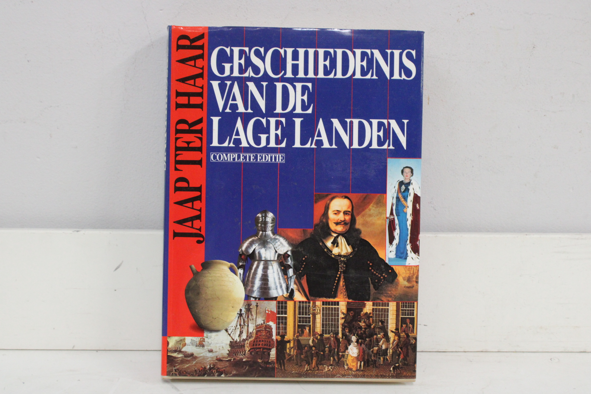 Boek Geschiedenis van de Lage Landen'' – foto 3 – kavel bij GSD Auctions, Zoeterwoude