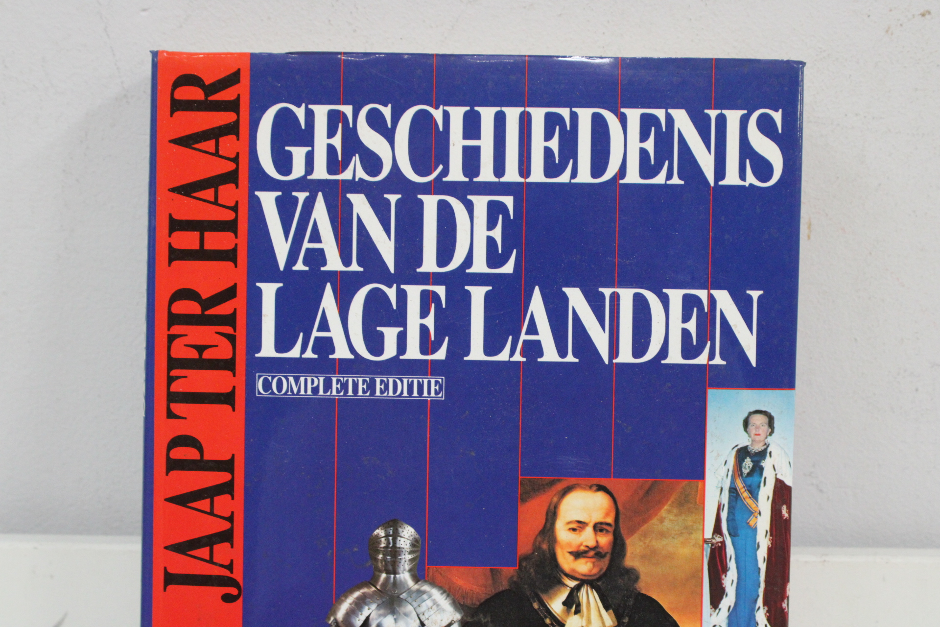 Boek Geschiedenis van de Lage Landen'' – foto 4 – kavel bij GSD Auctions, Zoeterwoude