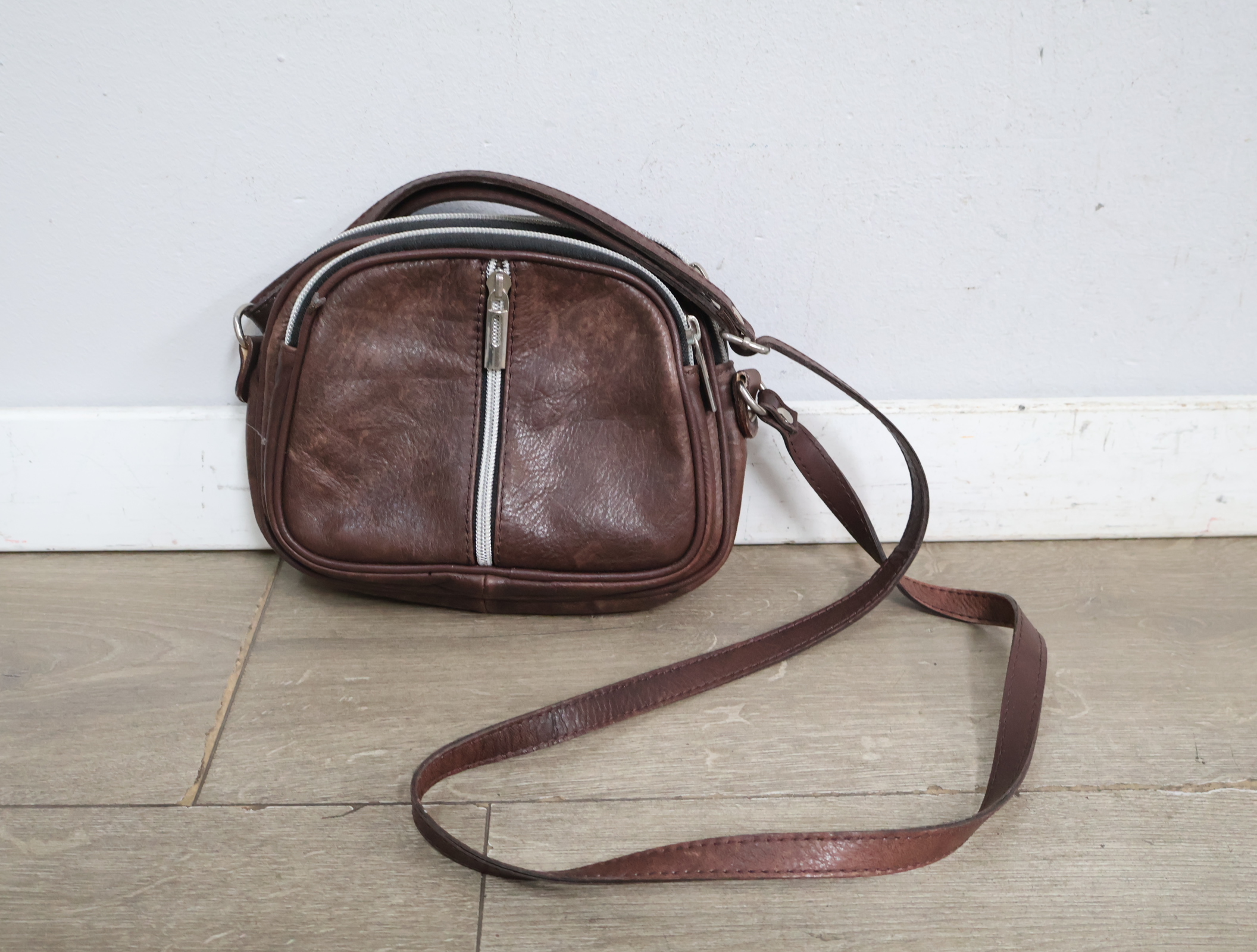 Bruine leren damestas'' – foto 4 – kavel bij GSD Auctions, Zoeterwoude
