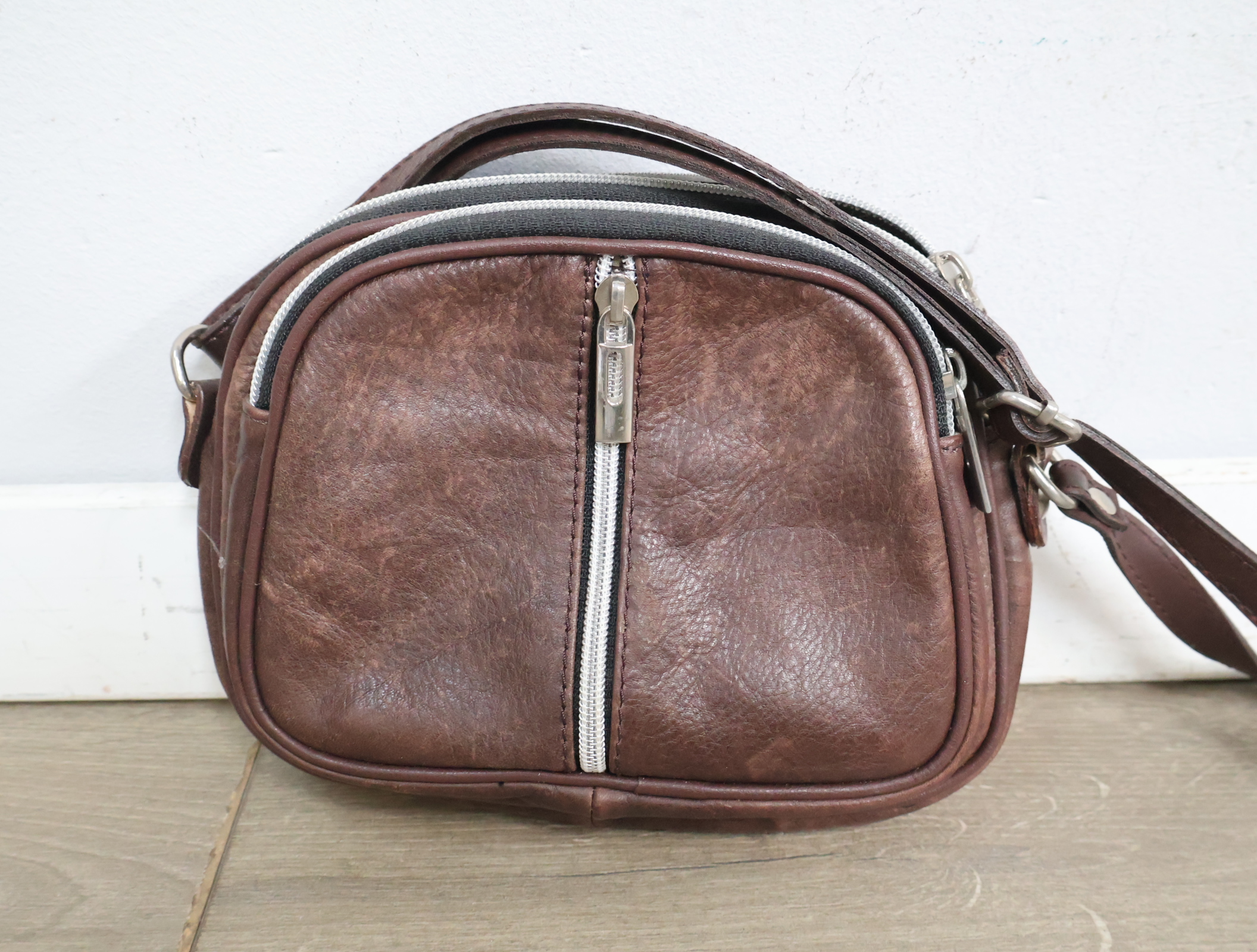 Bruine leren damestas'' – foto 6 – kavel bij GSD Auctions, Zoeterwoude