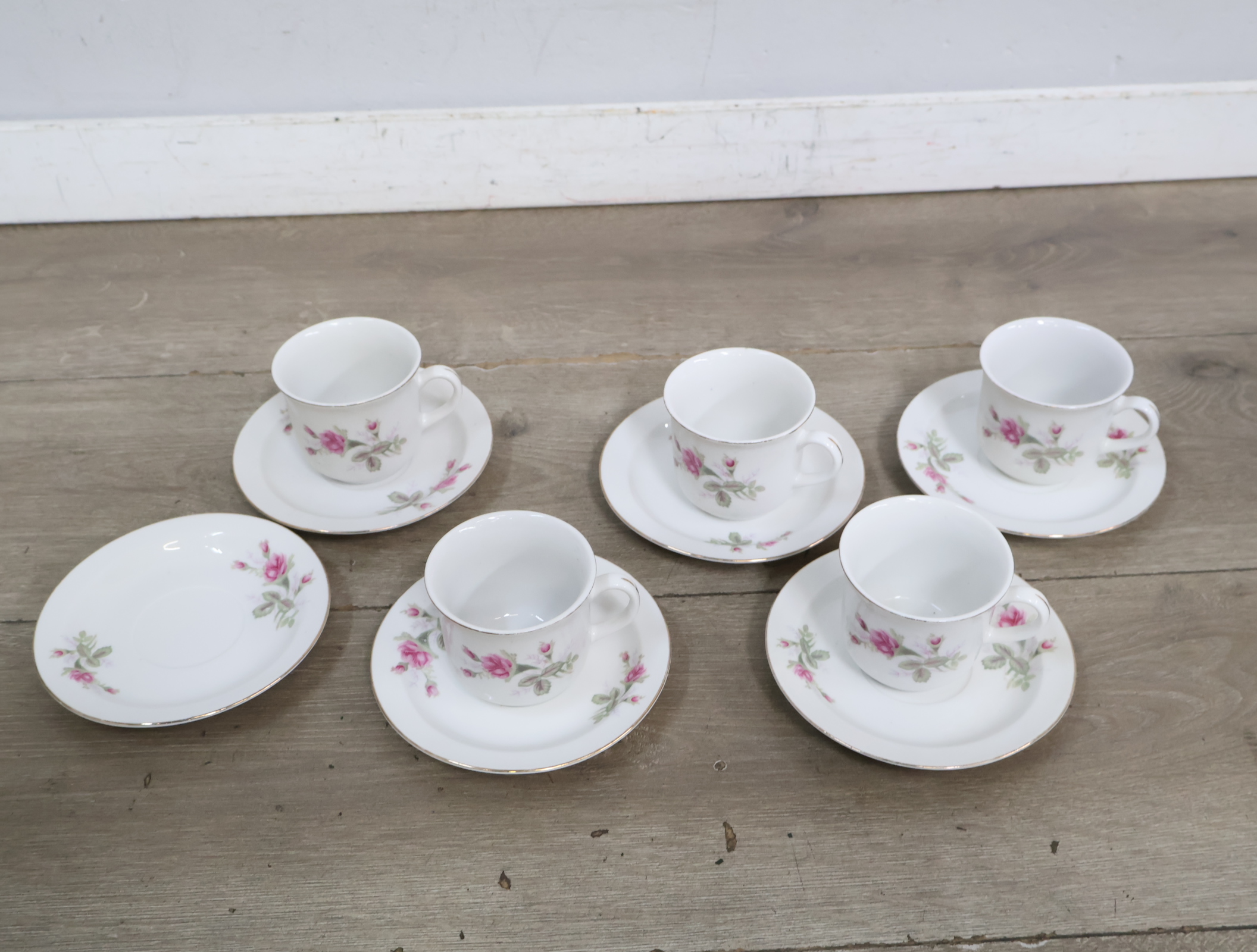 Theeservies met bloemmotief'' – foto 3 – kavel bij GSD Auctions, Zoeterwoude