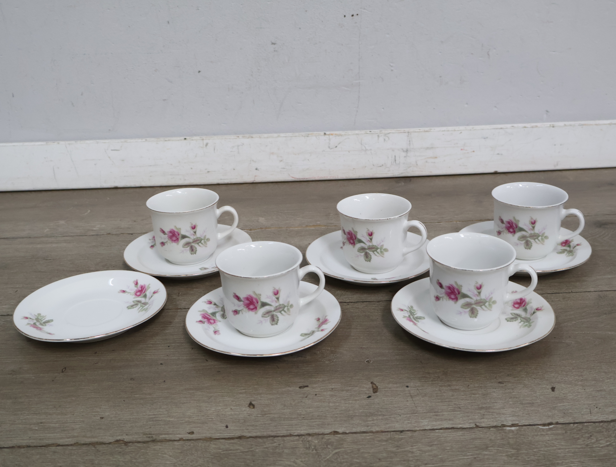 Theeservies met bloemmotief'' – foto 4 – kavel bij GSD Auctions, Zoeterwoude