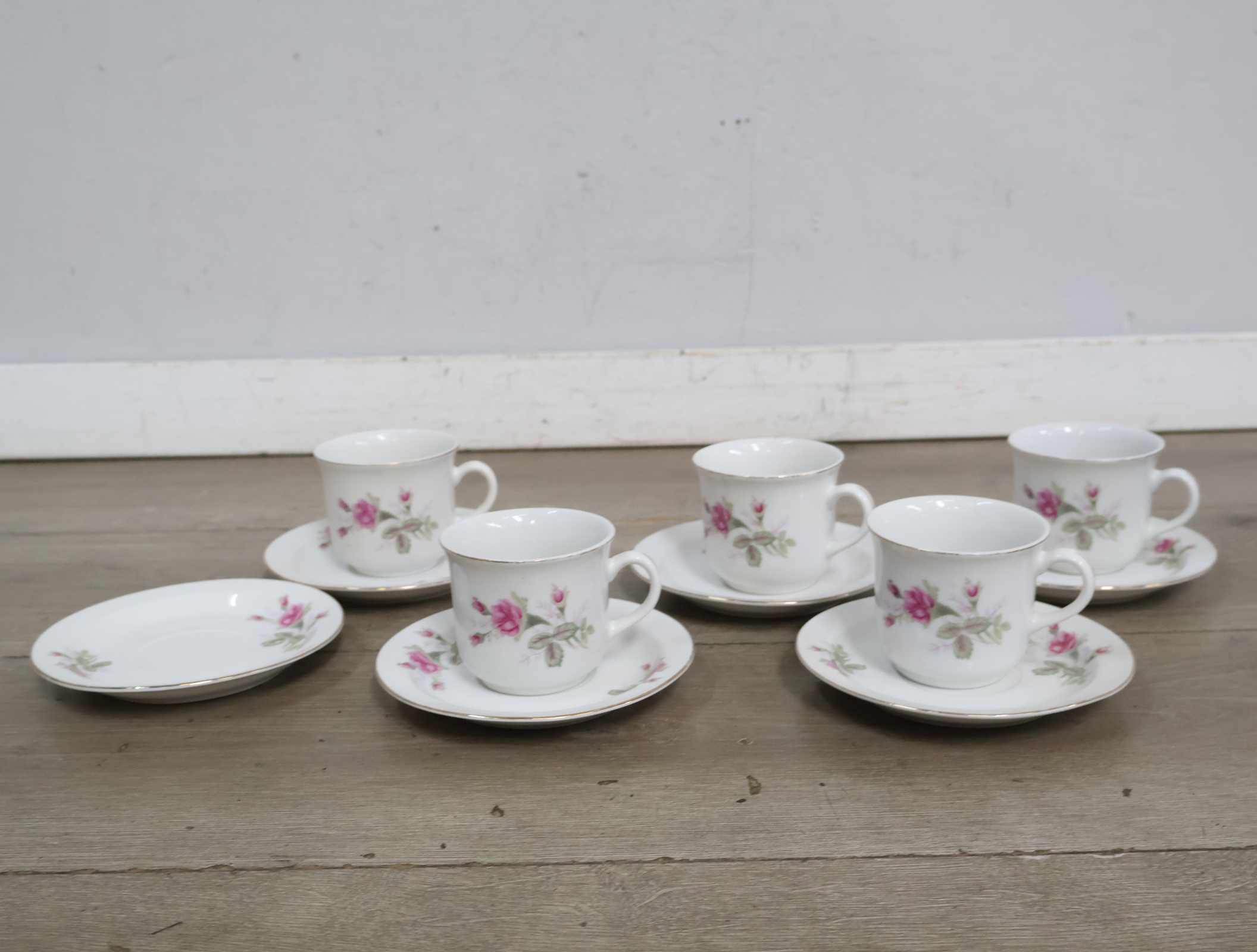 Theeservies met bloemmotief'' – foto 5 – kavel bij GSD Auctions, Zoeterwoude