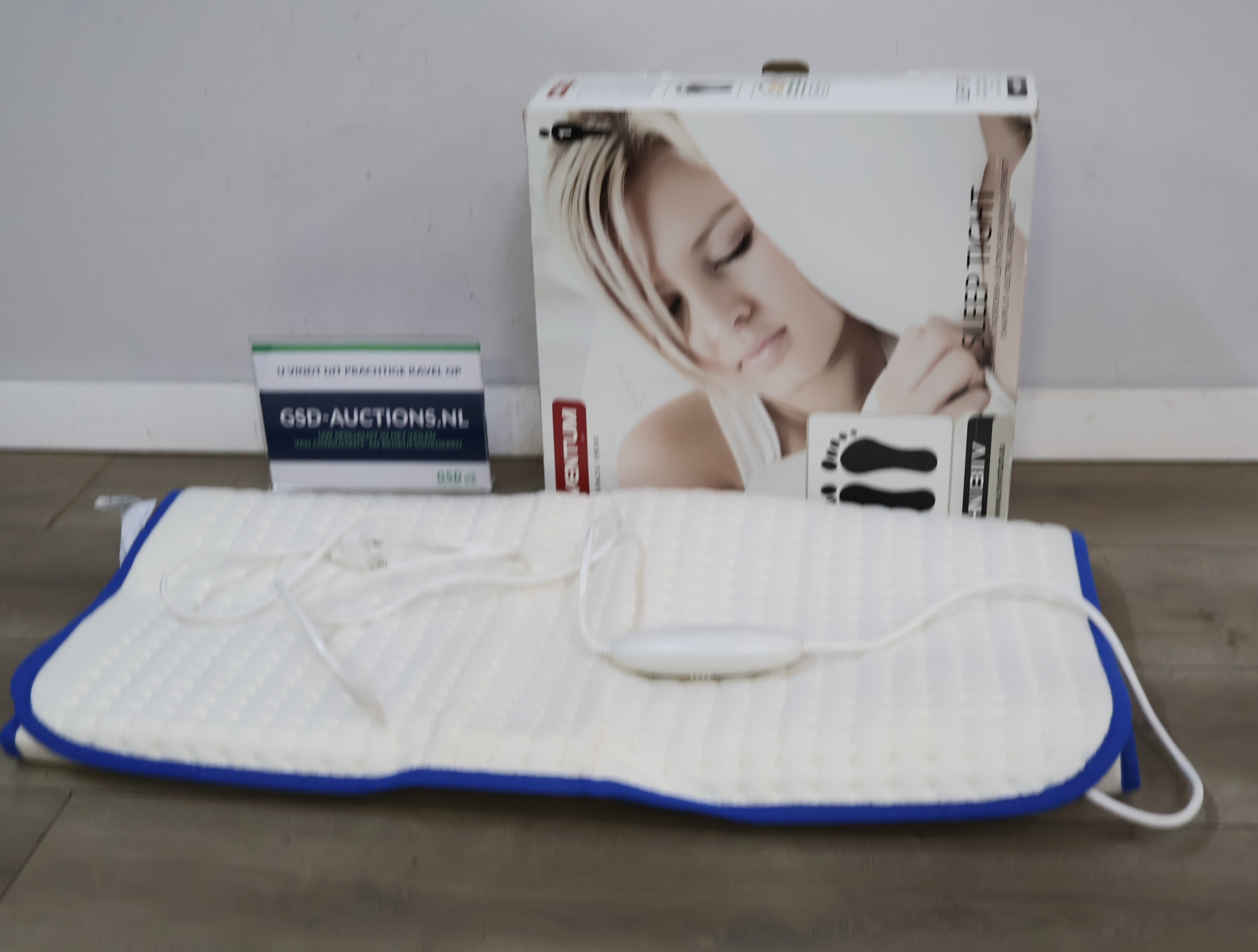 Elektrisch verwarmd kussen'' – foto 2 – kavel bij GSD Auctions, Zoeterwoude