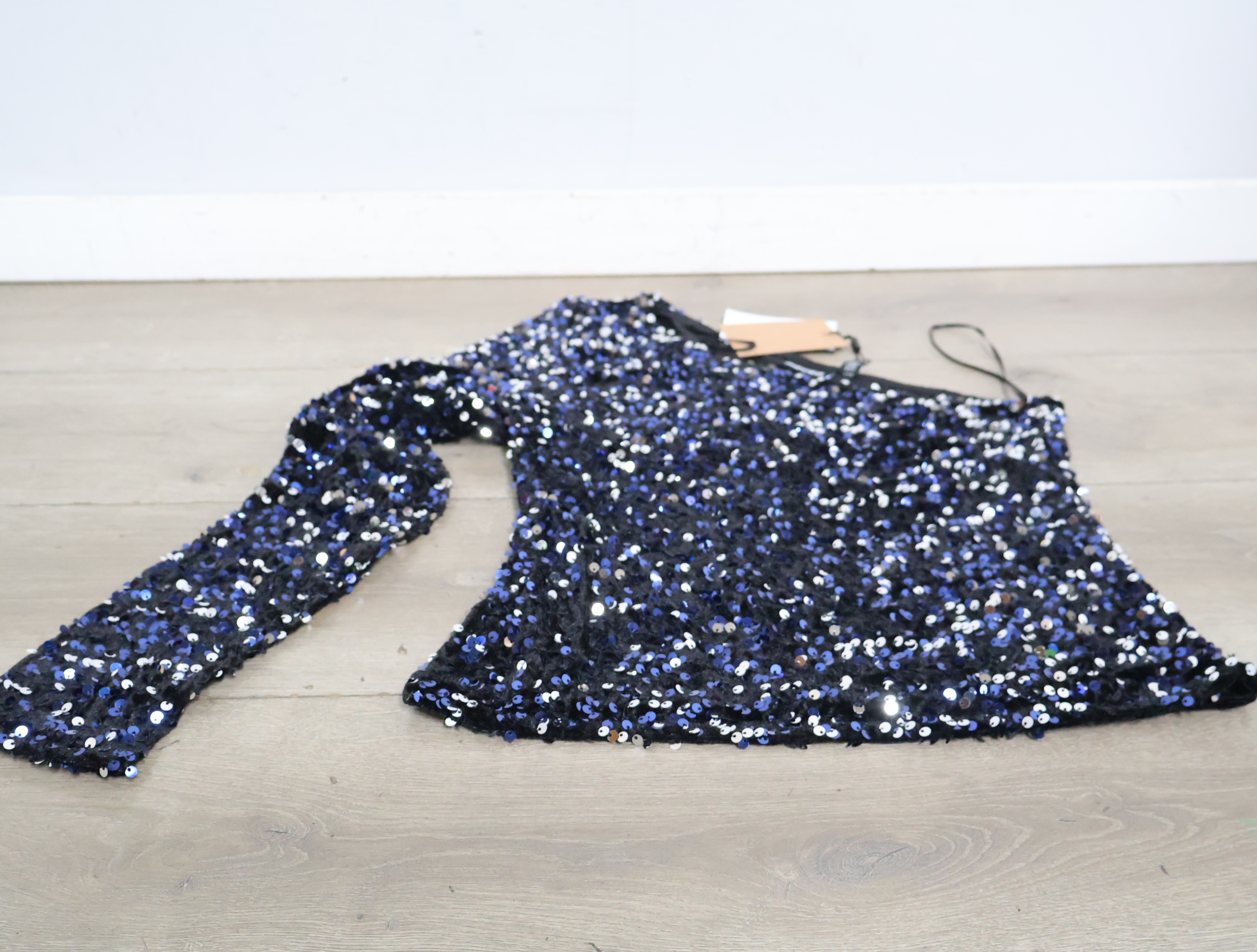 Glitter blouse met pailletten'' – foto 3 – kavel bij GSD Auctions, Zoeterwoude