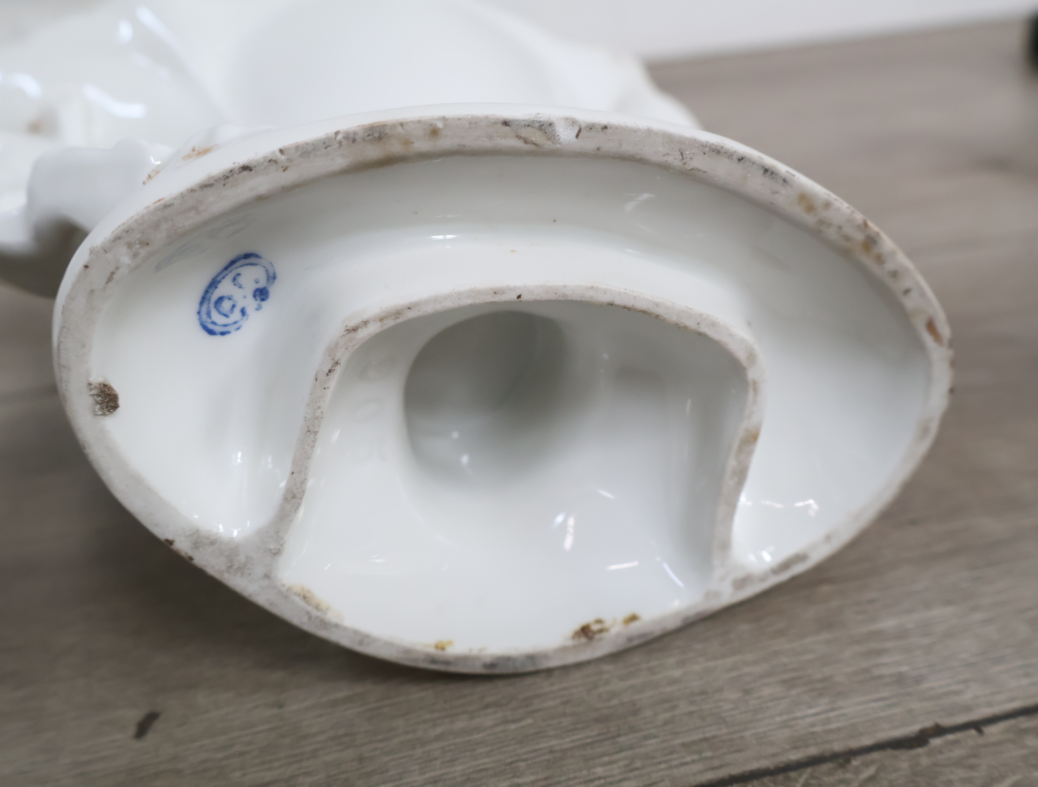 Set van drie porseleinen vazen'' – foto 9 – kavel bij GSD Auctions, Zoeterwoude