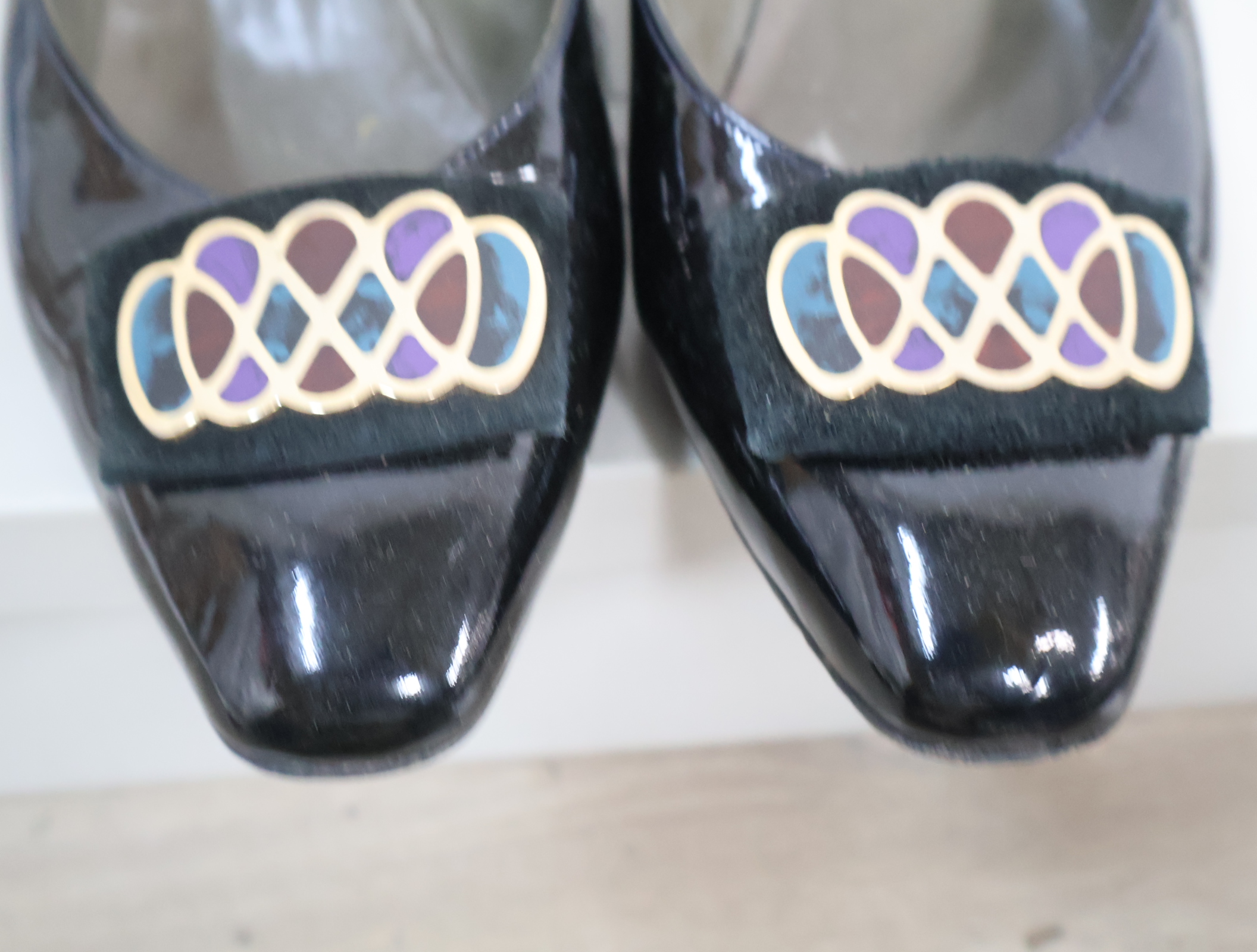 Zwarte dames pumps met sierdetail'' – foto 6 – kavel bij GSD Auctions, Zoeterwoude