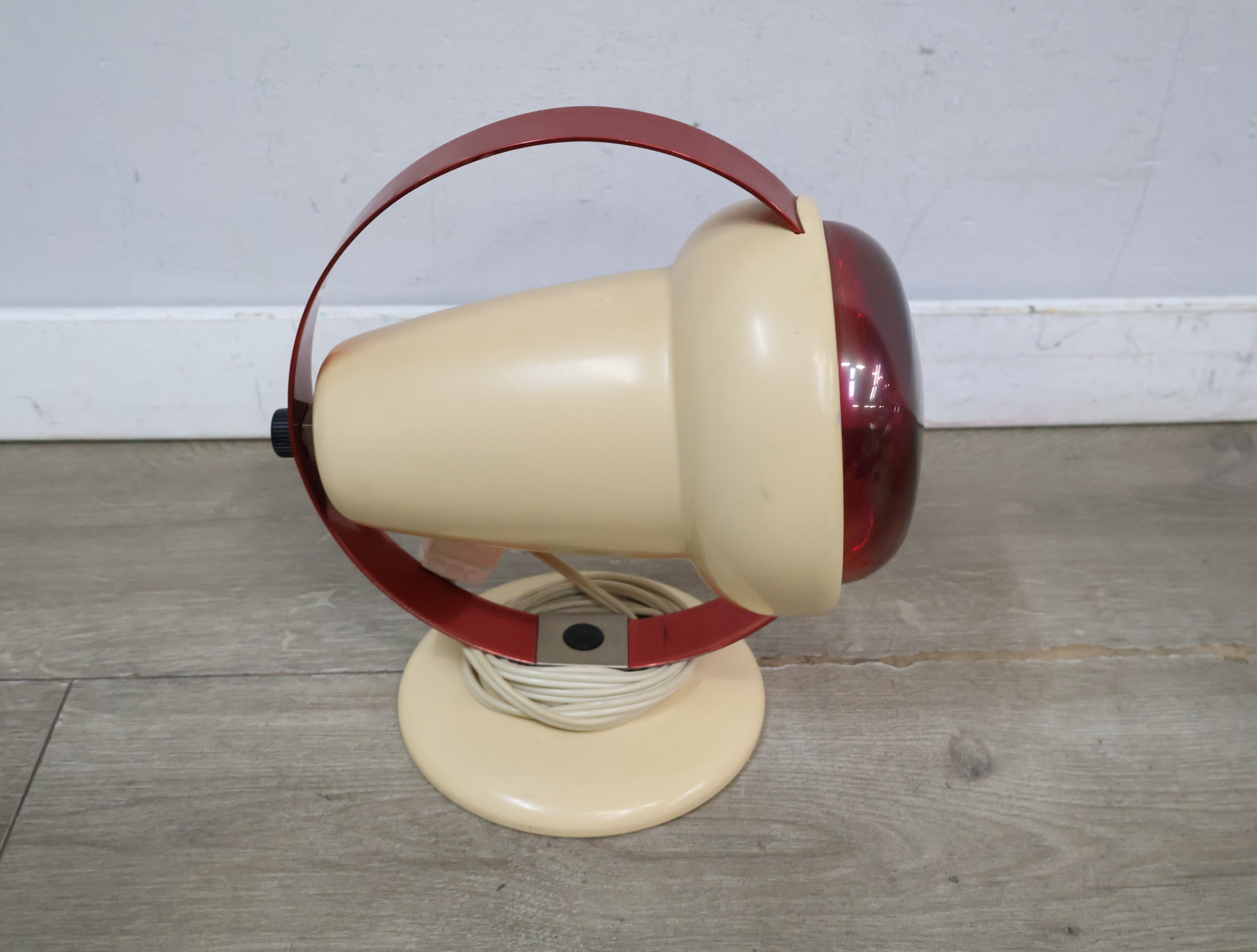 Vintage warmte- of infraroodlamp'' – foto 5 – kavel bij GSD Auctions, Zoeterwoude