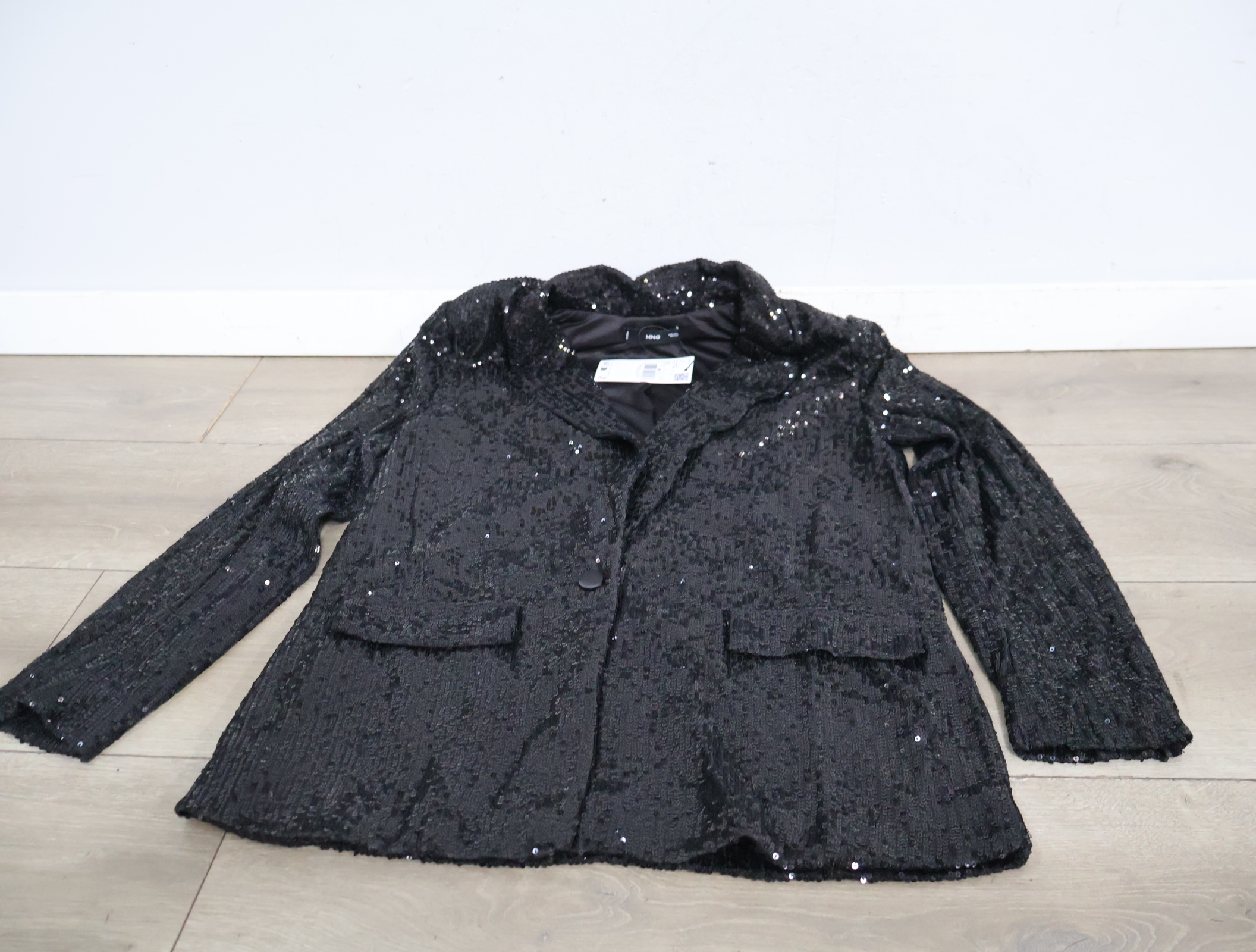 Zwarte blazer met pailletten - Mango'' – foto 6 – kavel bij GSD Auctions, Zoeterwoude