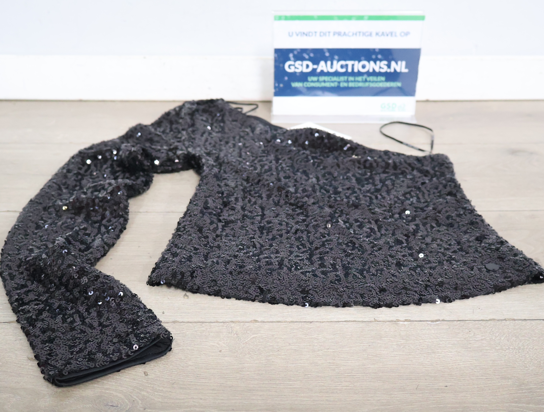Zwarte pailletten top met lange mouw - Pepe Jeans'' – foto 2 – kavel bij GSD Auctions, Zoeterwoude