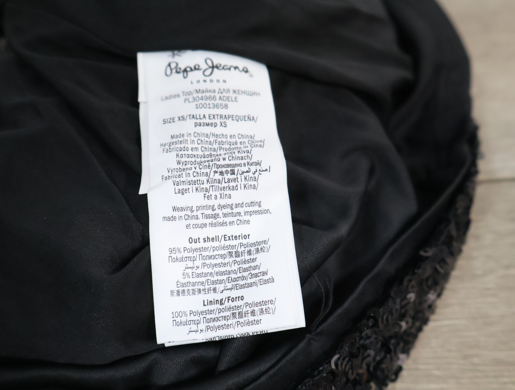 Zwarte pailletten top met lange mouw - Pepe Jeans'' – foto 9 – kavel bij GSD Auctions, Zoeterwoude