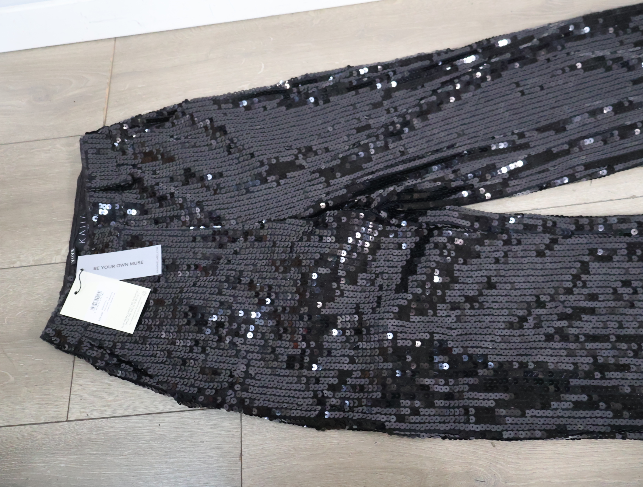 Zwarte glitterpantalon'' – foto 4 – kavel bij GSD Auctions, Zoeterwoude