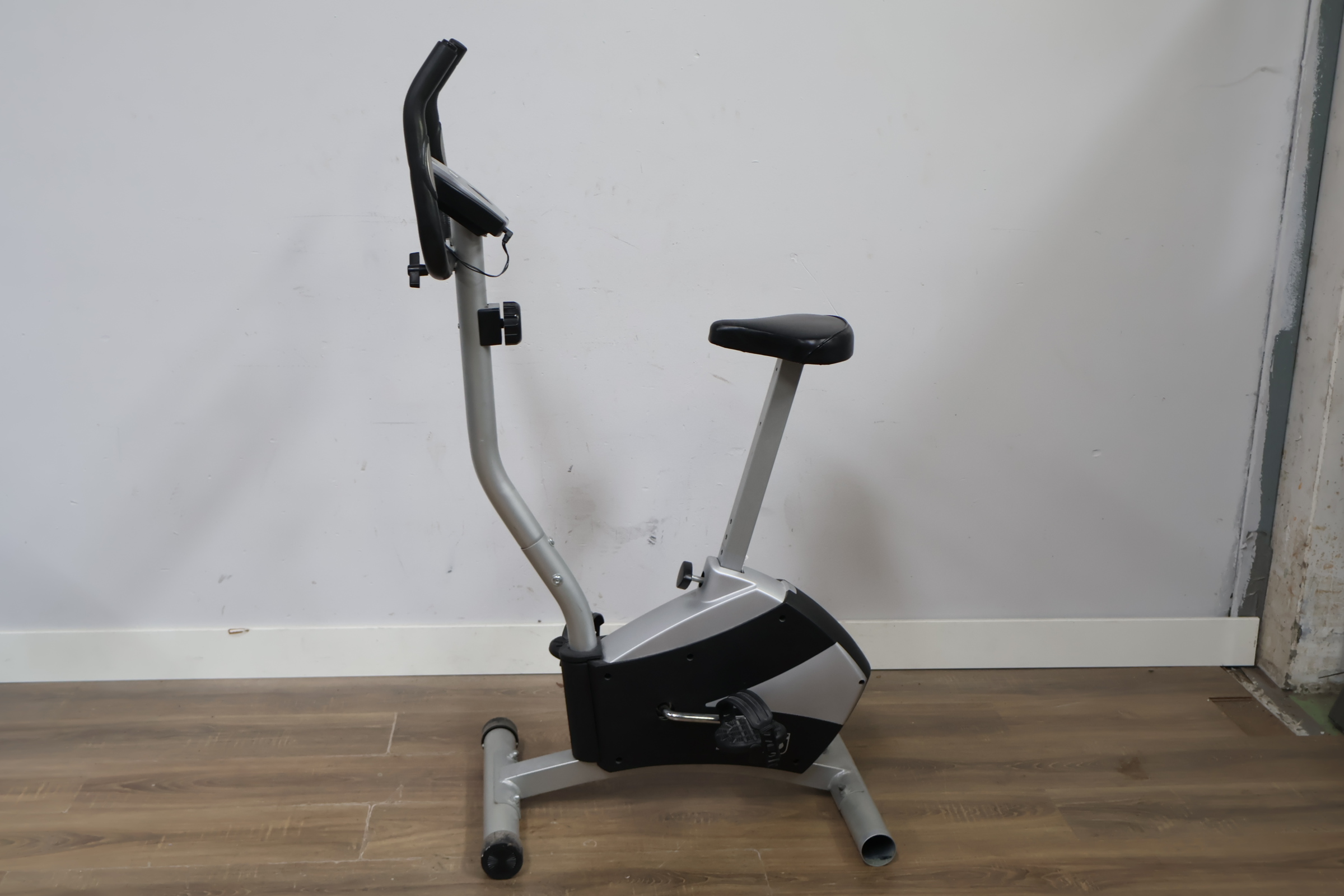 Sports Fitness hometrainer'' – foto 10 – kavel bij GSD Auctions, Zoeterwoude