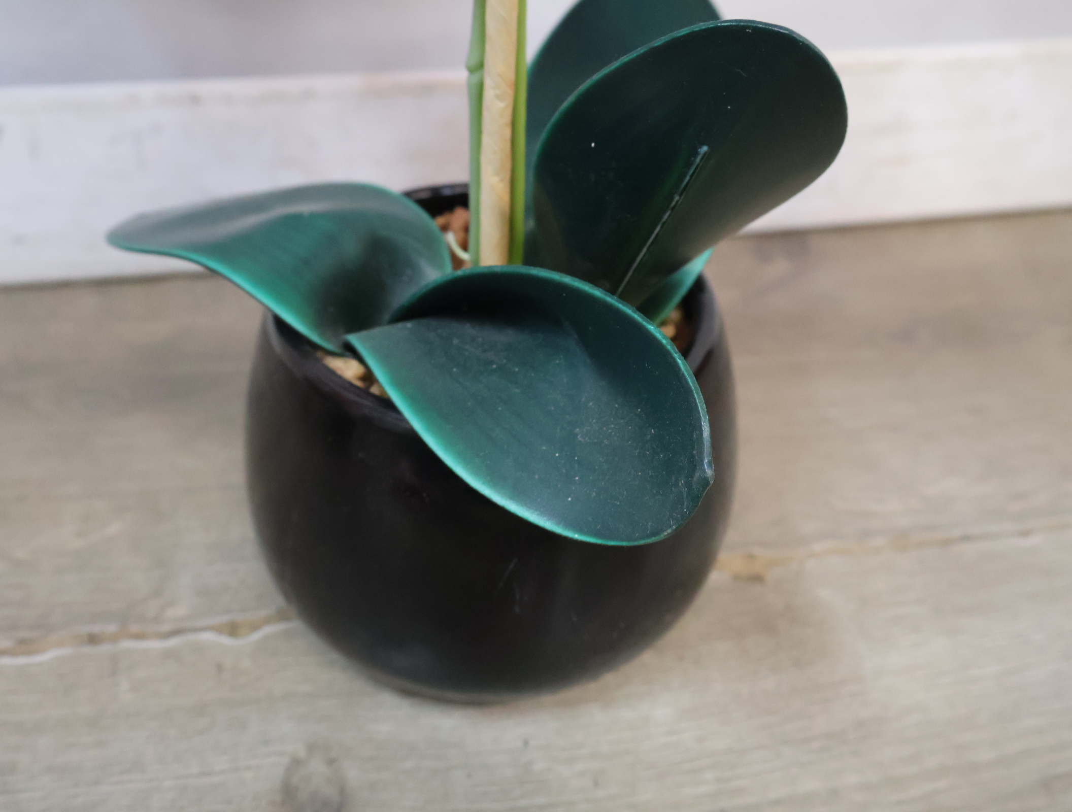Twee kunstbloemen in pot'' – foto 10 – kavel bij GSD Auctions, Zoeterwoude