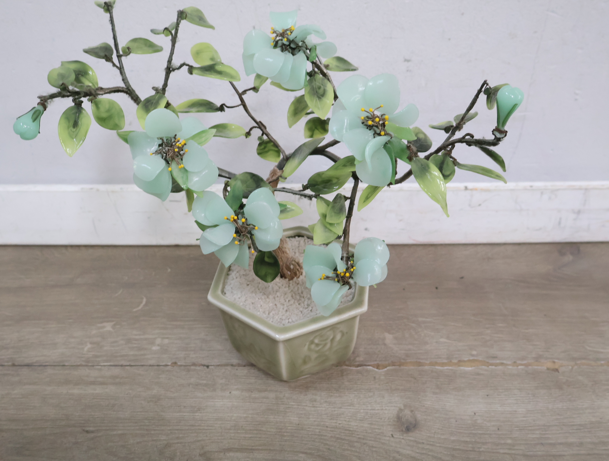 Decoratieve boom met groene glazen bloemen'' – foto 5 – kavel bij GSD Auctions, Zoeterwoude