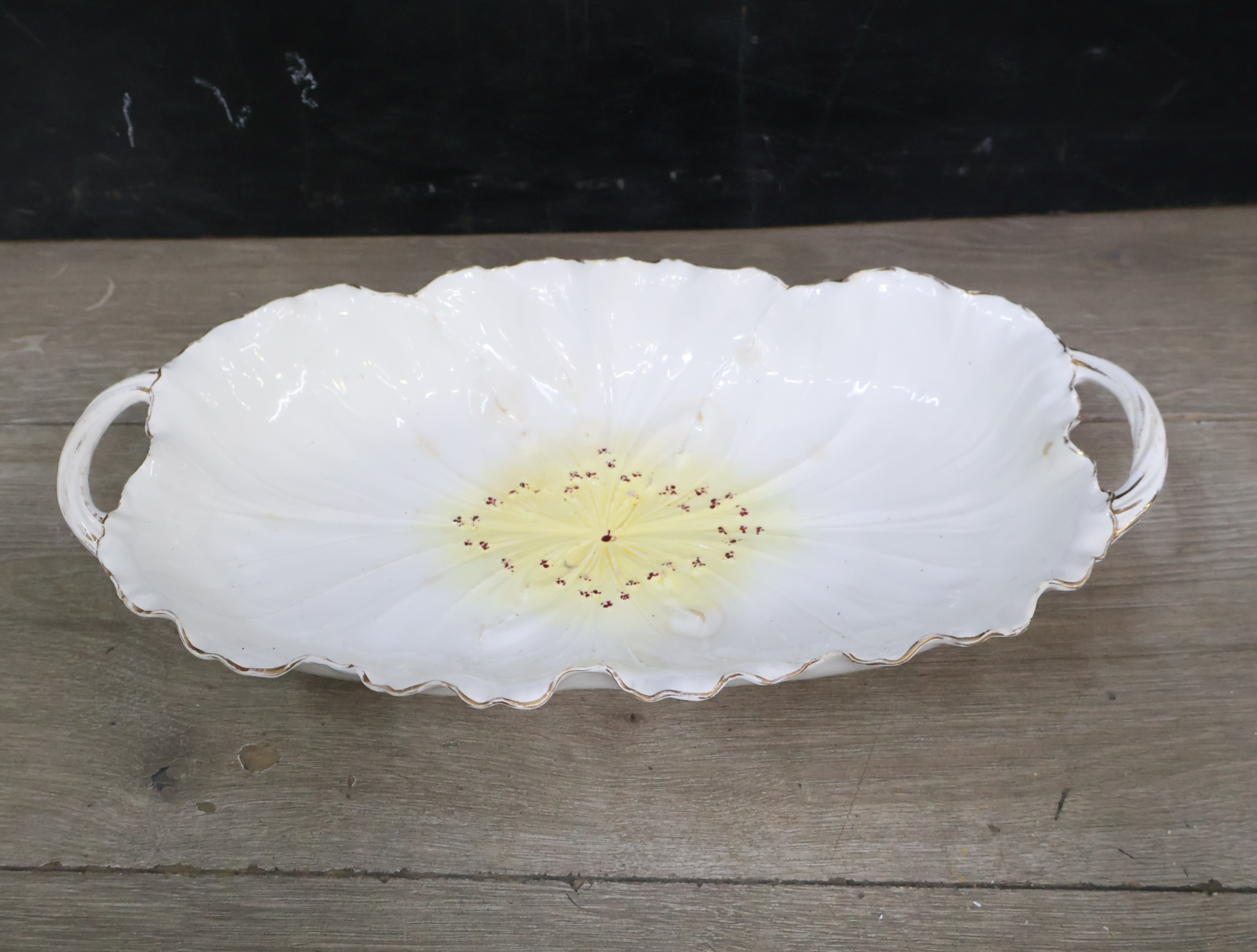 Decoratief porseleinen schaal in bloemvorm'' – foto 5 – kavel bij GSD Auctions, Zoeterwoude