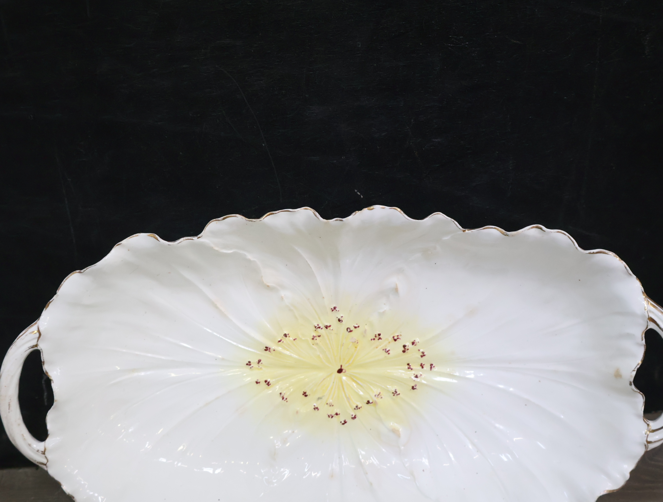 Decoratief porseleinen schaal in bloemvorm'' – foto 6 – kavel bij GSD Auctions, Zoeterwoude