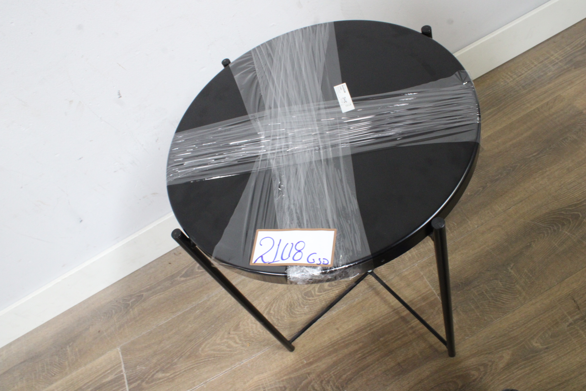 Zwarte metalen bijzettafel'' – foto 8 – kavel bij GSD Auctions, Zoeterwoude
