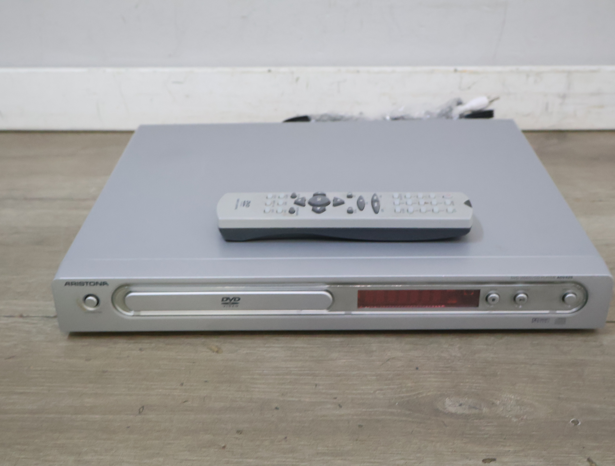 Aristona DVD-speler met afstandsbediening'' – foto 3 – kavel bij GSD Auctions, Zoeterwoude