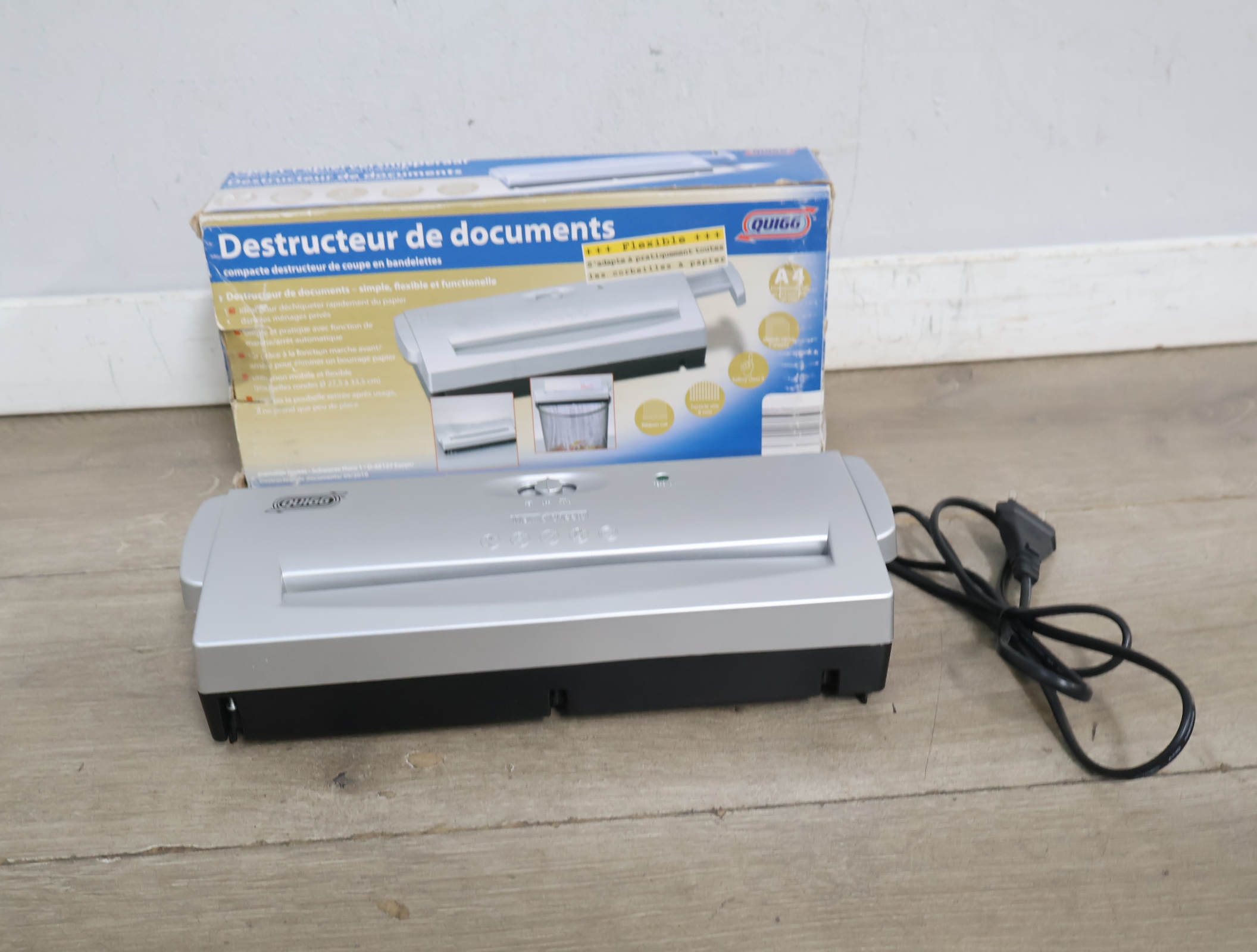 Documentvernietiger Quigg'' – foto 3 – kavel bij GSD Auctions, Zoeterwoude