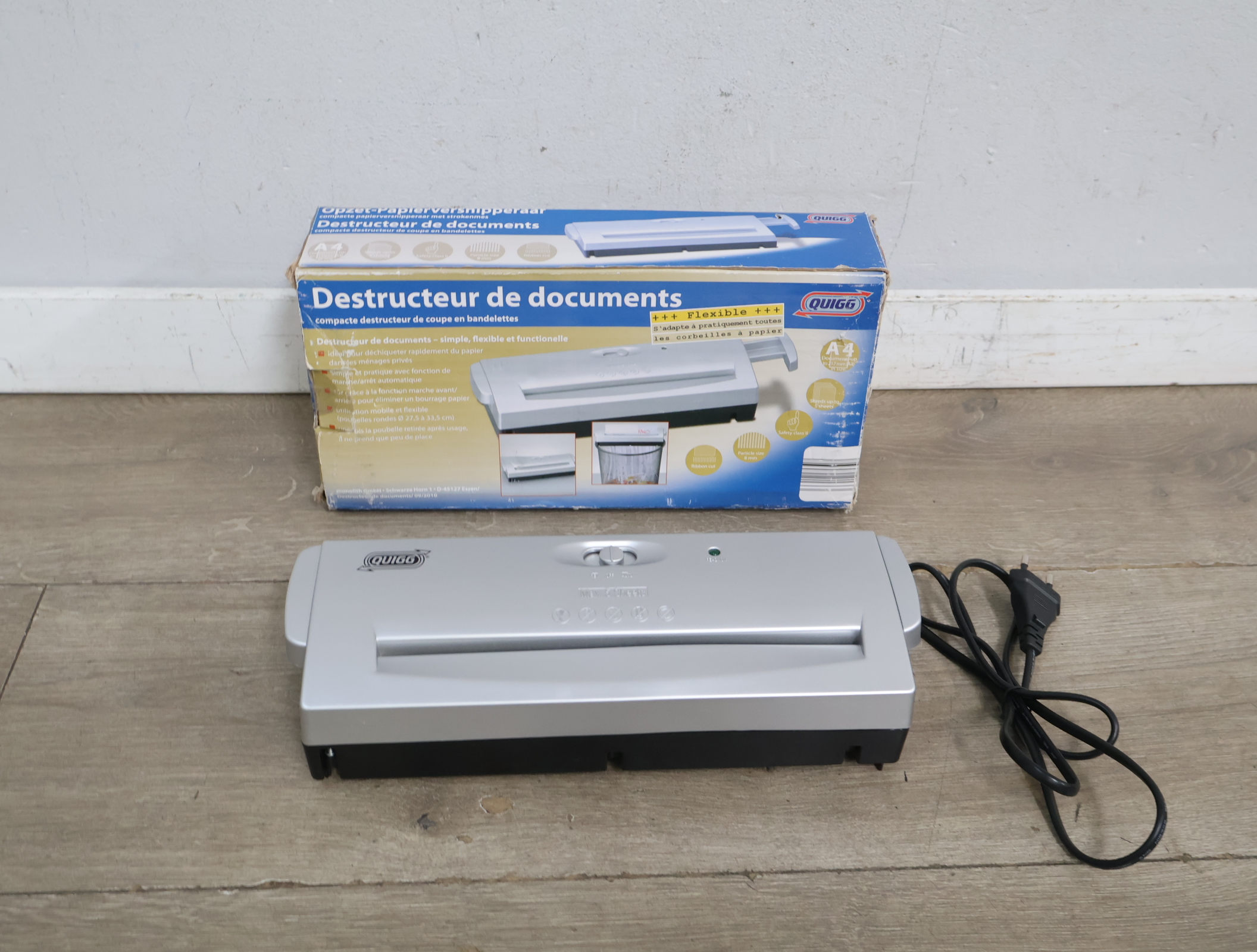 Documentvernietiger Quigg'' – foto 4 – kavel bij GSD Auctions, Zoeterwoude