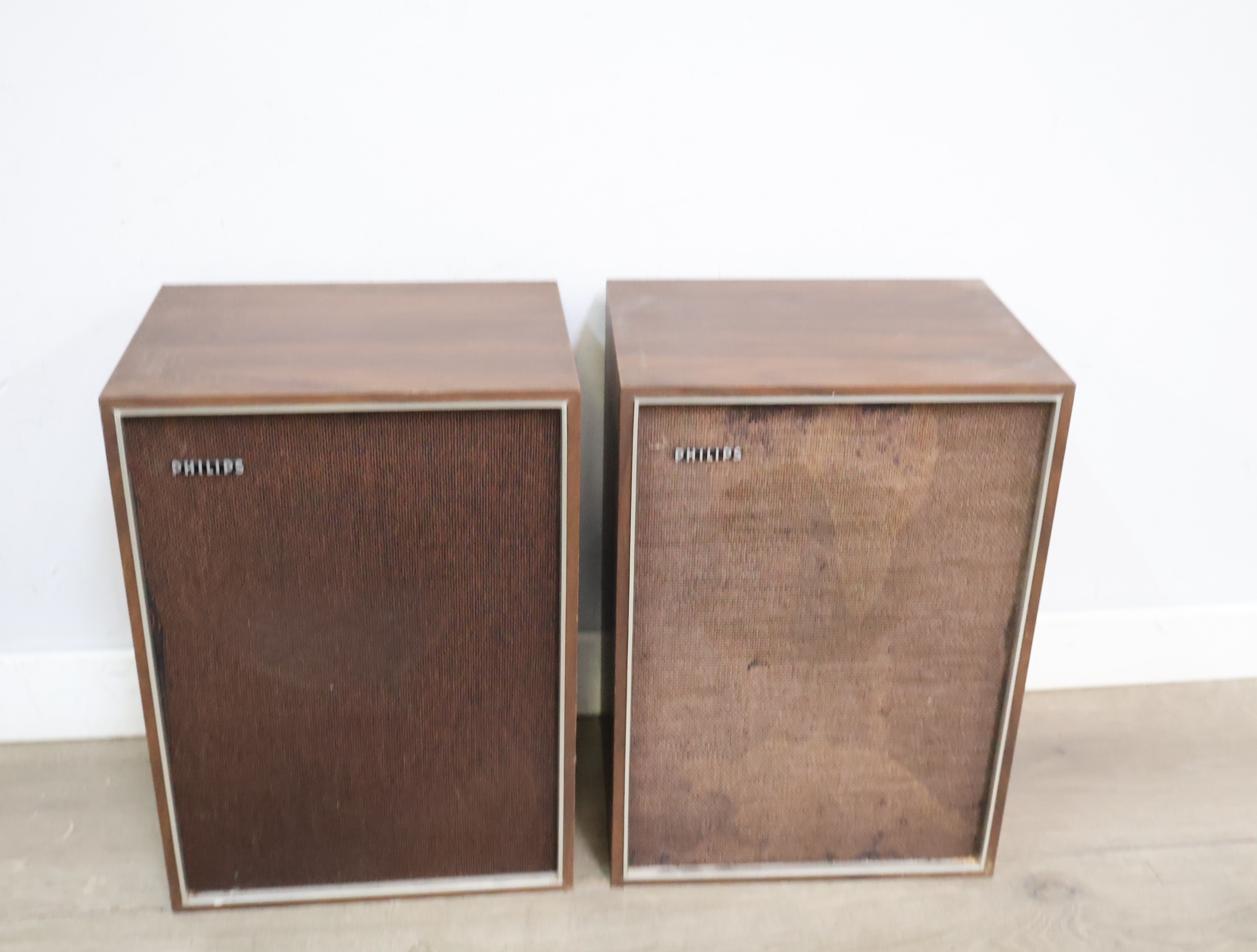 Set vintage Philips luidsprekers'' – foto 4 – kavel bij GSD Auctions, Zoeterwoude