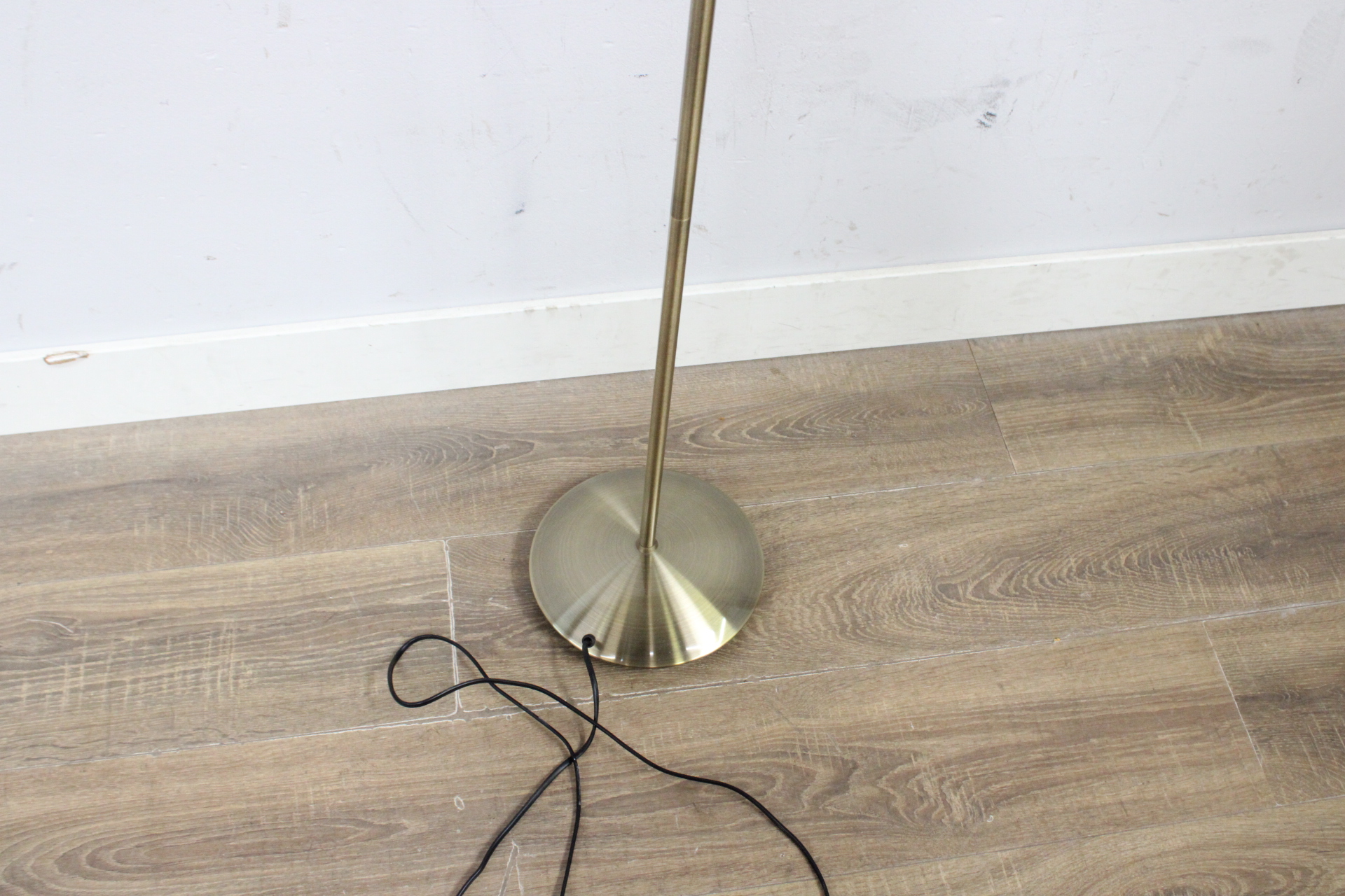 Staande leeslamp met flexibele arm'' – foto 7 – kavel bij GSD Auctions, Zoeterwoude