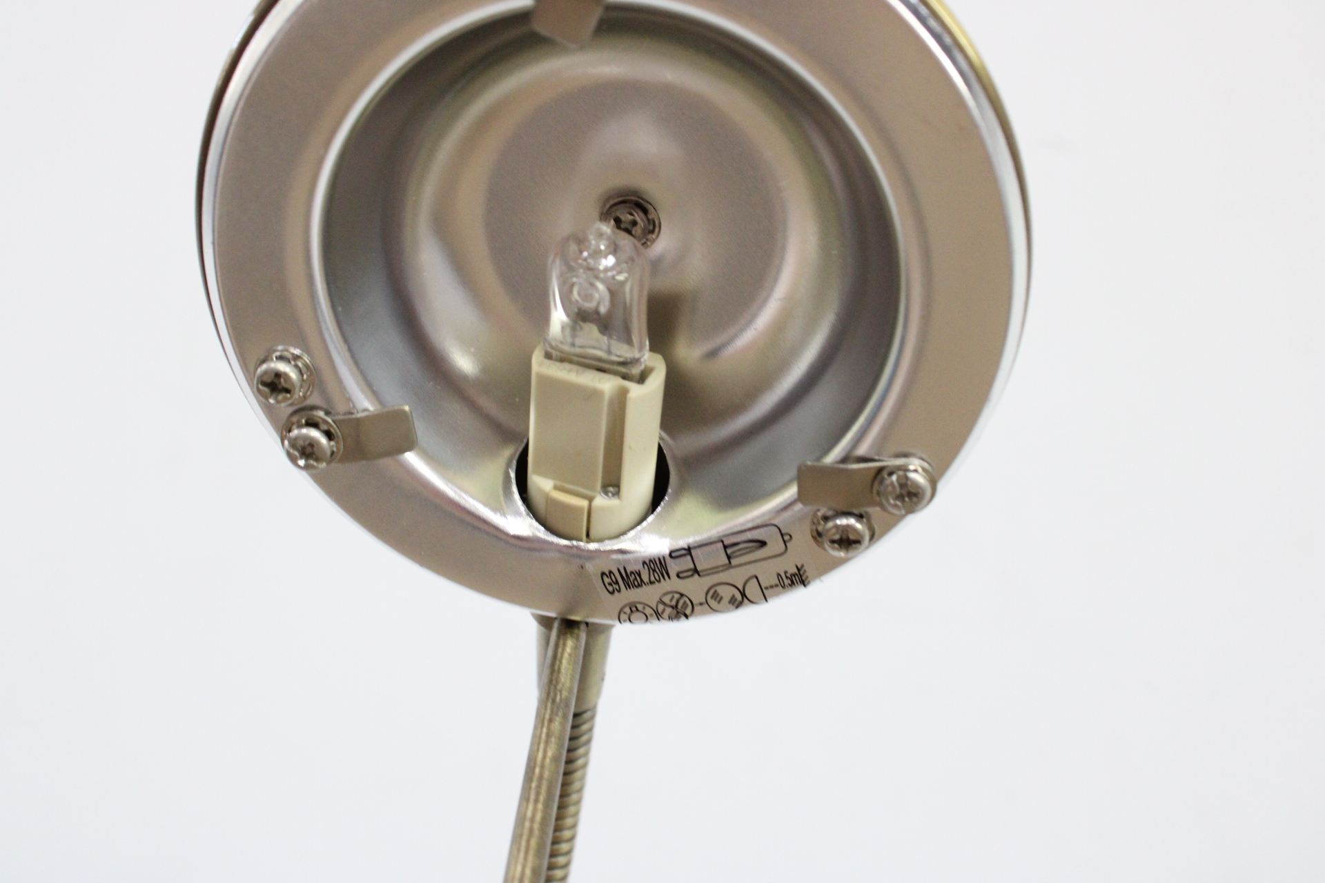 Staande leeslamp met flexibele arm'' – foto 10 – kavel bij GSD Auctions, Zoeterwoude