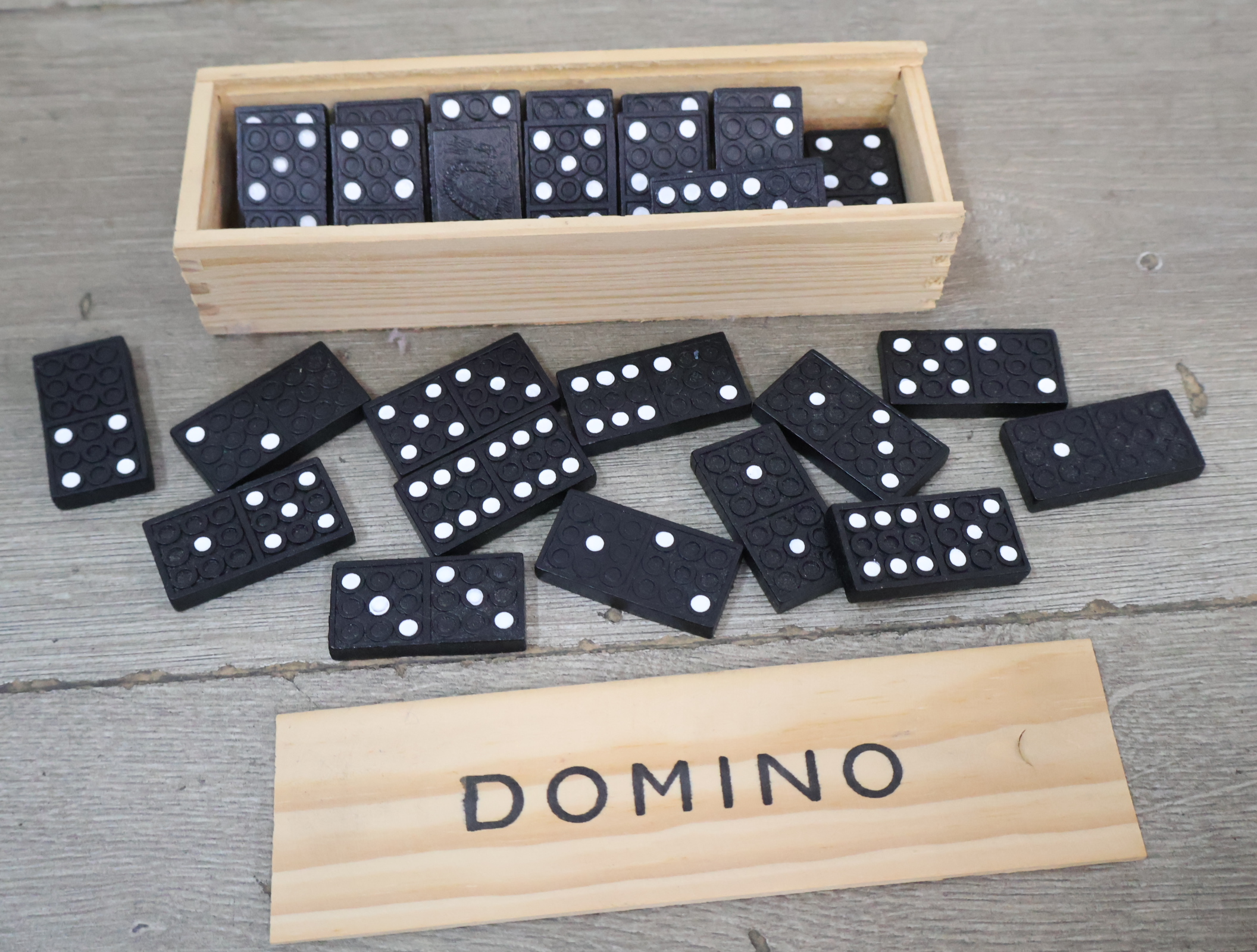 Vintage Set houten domino spellen'' – foto 9 – kavel bij GSD Auctions, Zoeterwoude
