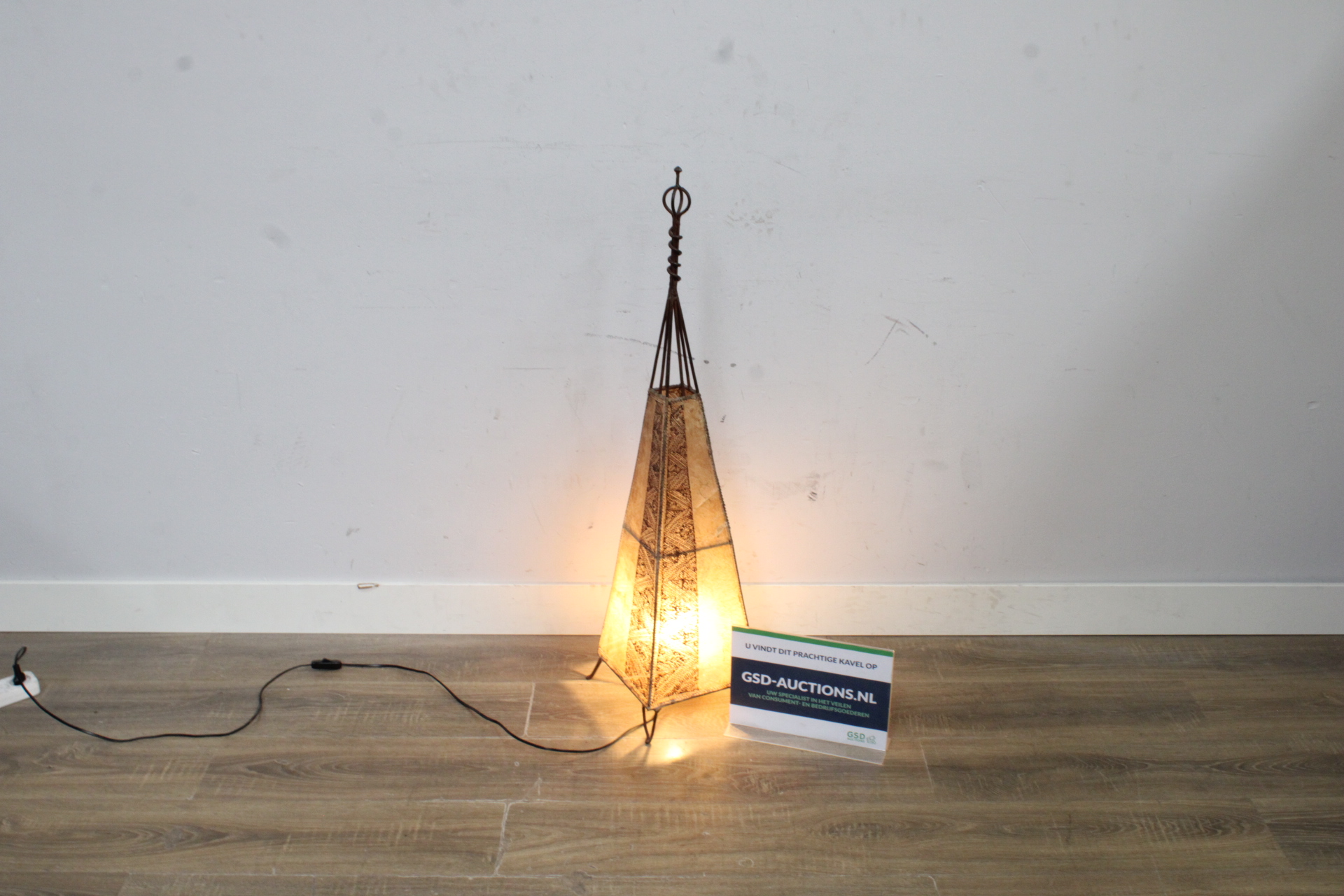 Decoratieve lamp'' – kavel bij GSD Auctions, Zoeterwoude