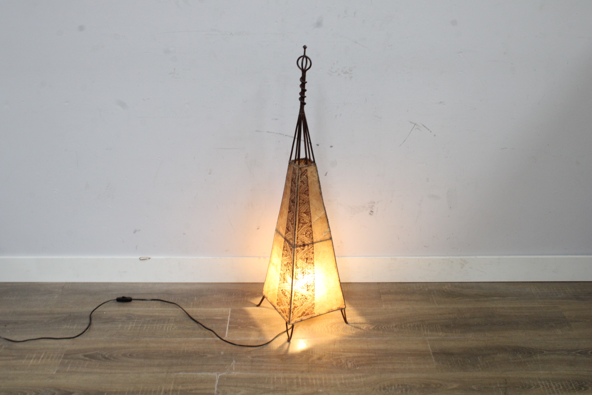 Decoratieve lamp'' – foto 2 – kavel bij GSD Auctions, Zoeterwoude