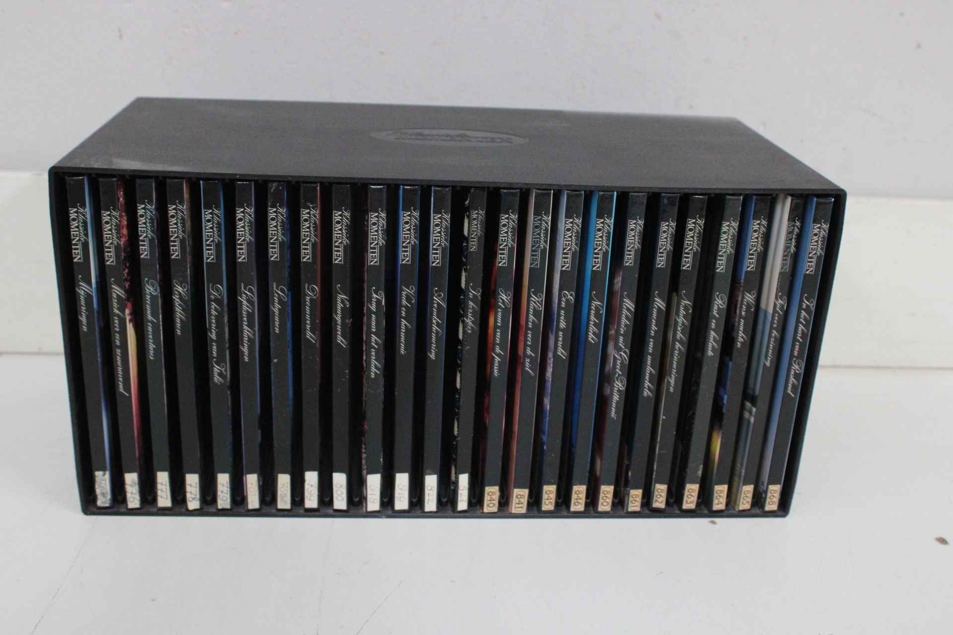 Klassieke Momenten CD-BOX'' – foto 3 – kavel bij GSD Auctions, Zoeterwoude