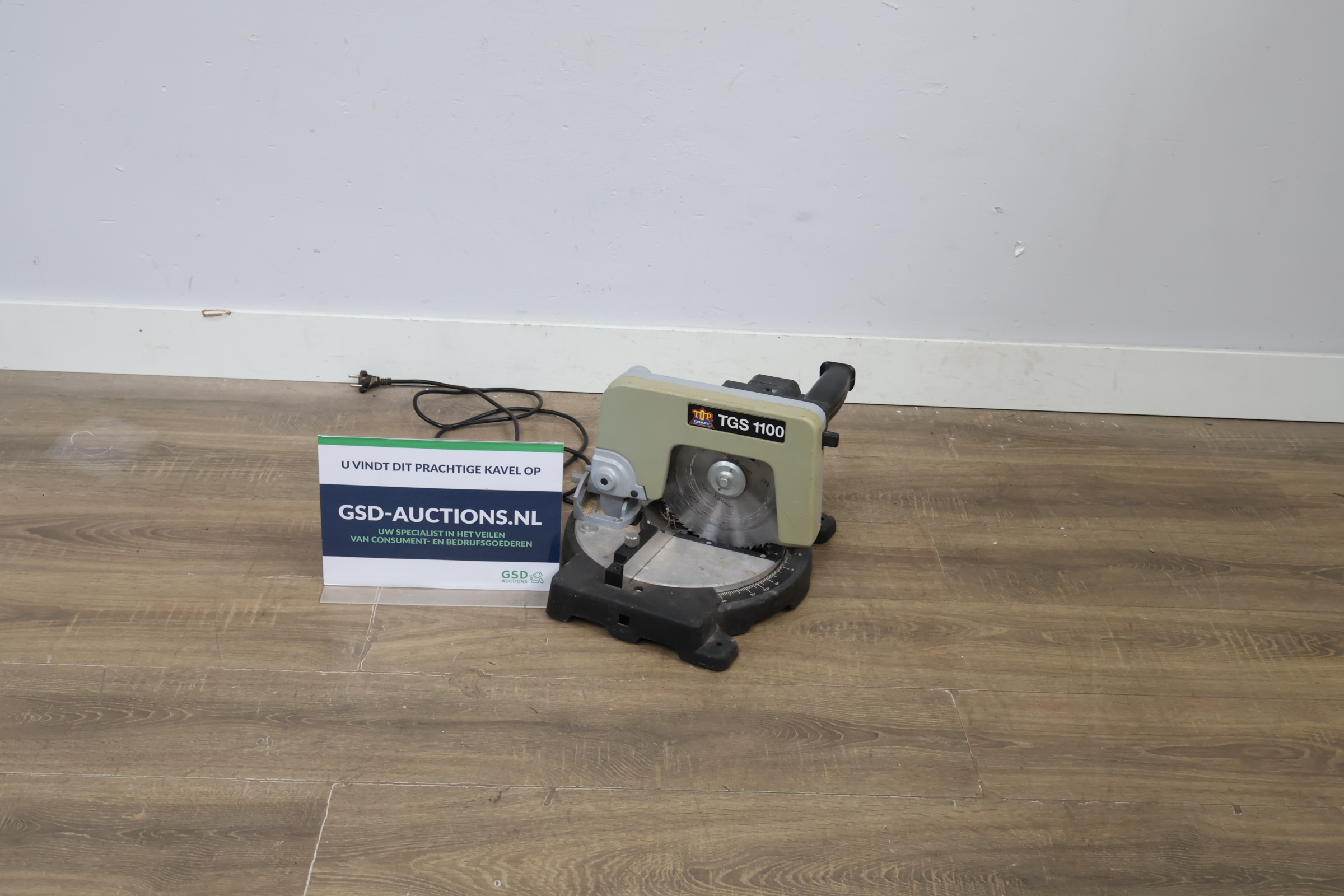 Top TGS 1100 verstekzaag – foto 2 – kavel bij GSD Auctions, Zoeterwoude