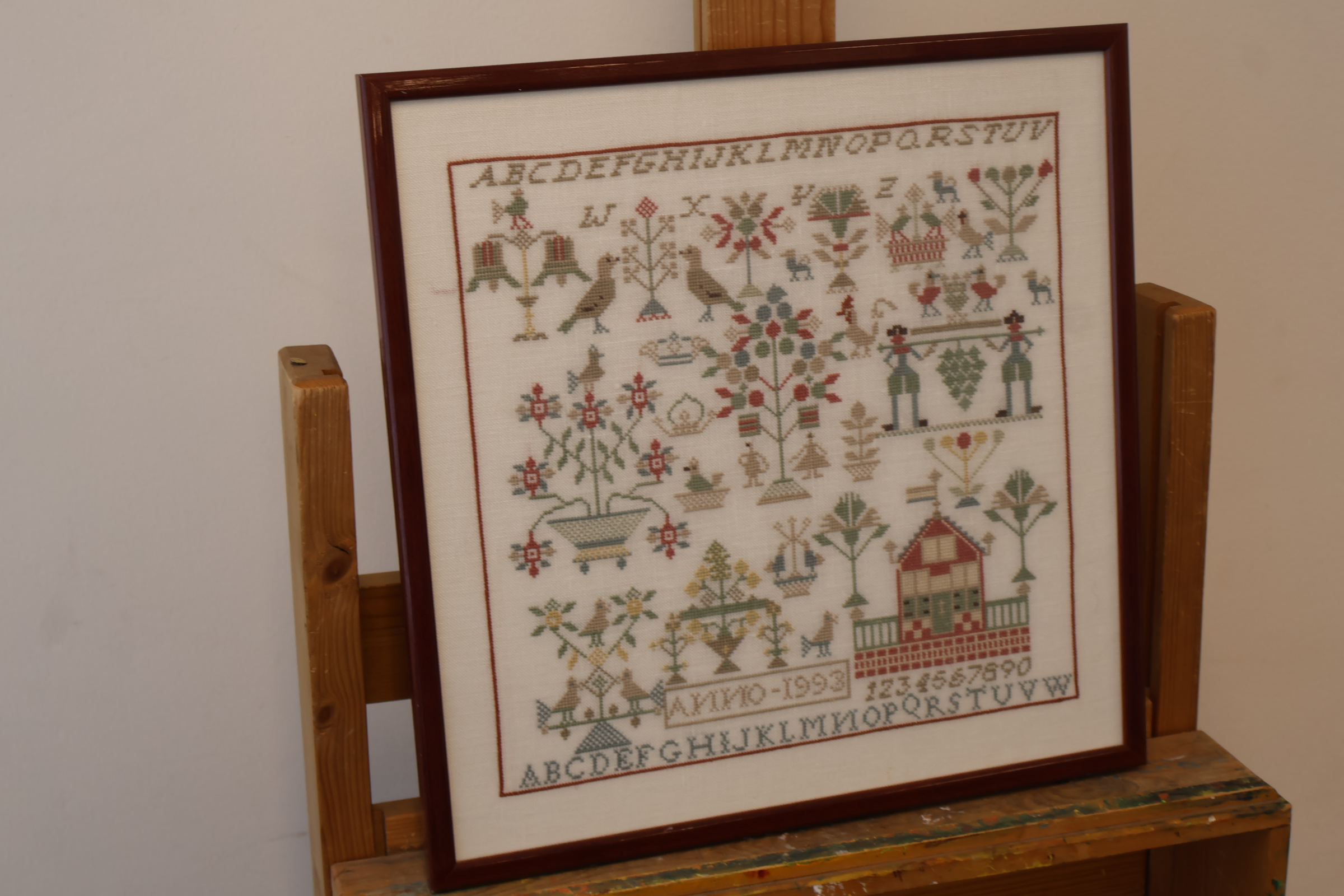 Geborduurde sampler in houten lijst'' – foto 2 – kavel bij GSD Auctions, Zoeterwoude