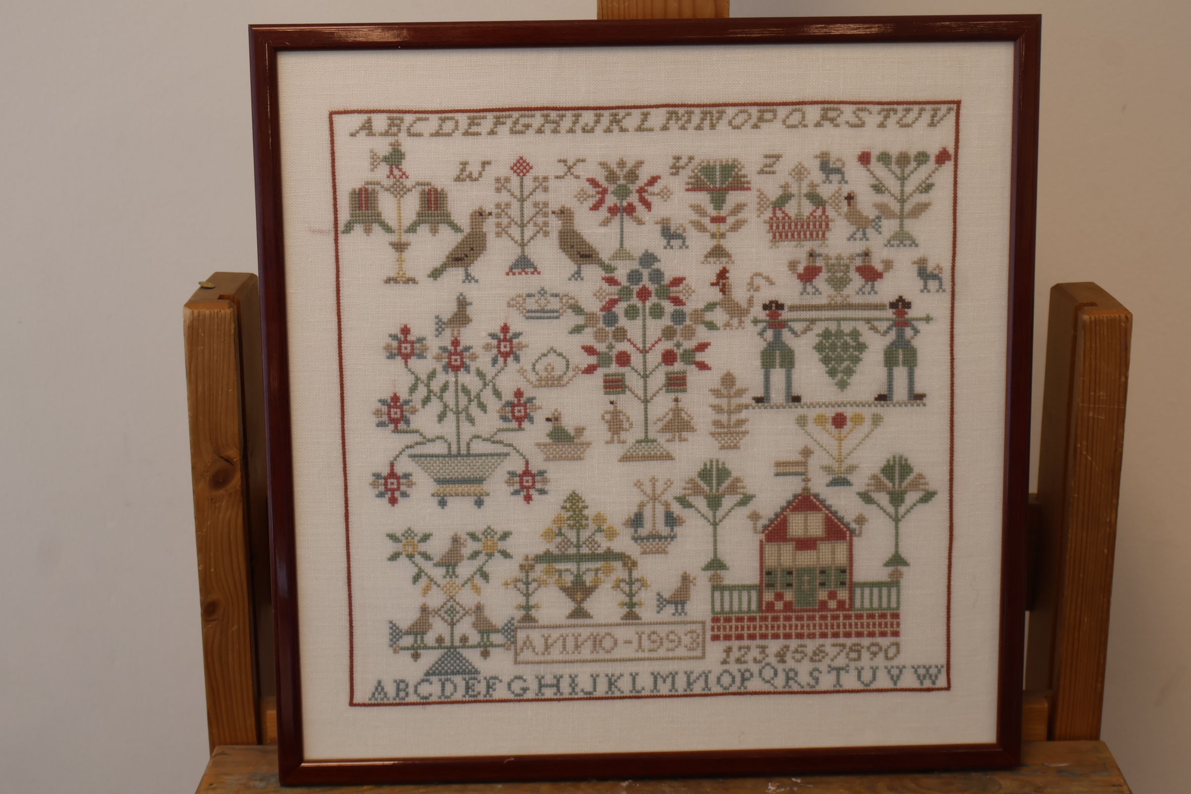 Geborduurde sampler in houten lijst'' – foto 4 – kavel bij GSD Auctions, Zoeterwoude