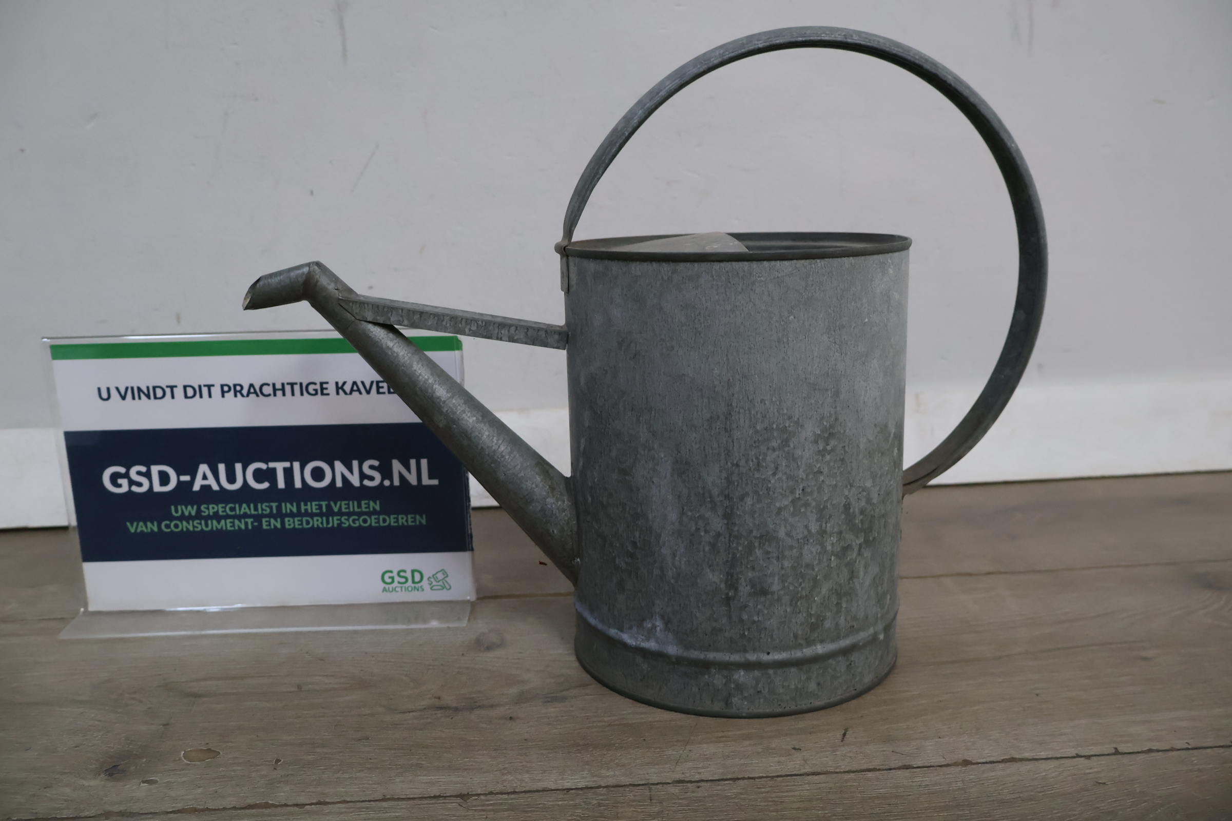 Metalen gieter – foto 2 – kavel bij GSD Auctions, Zoeterwoude