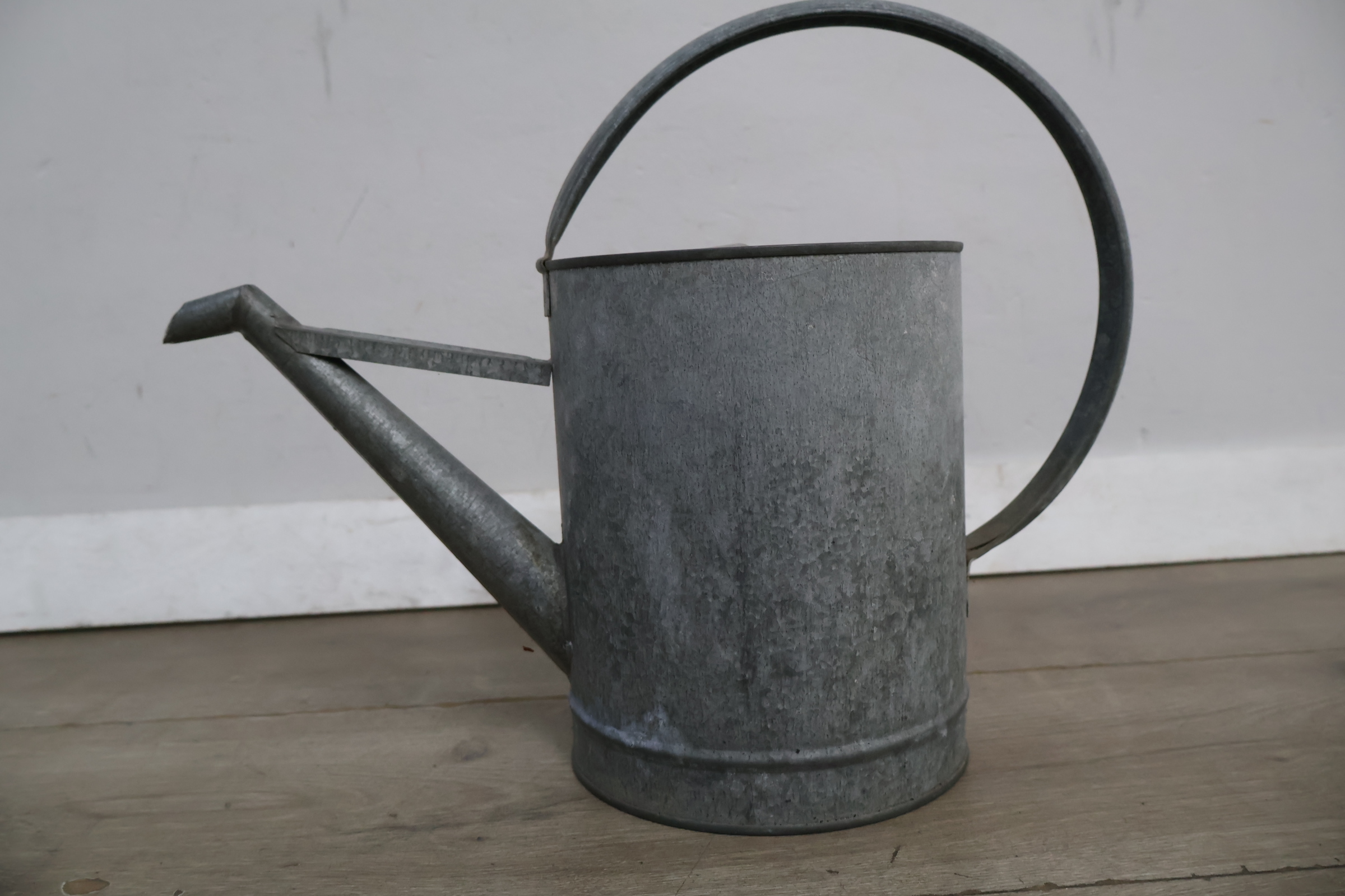 Metalen gieter – foto 4 – kavel bij GSD Auctions, Zoeterwoude
