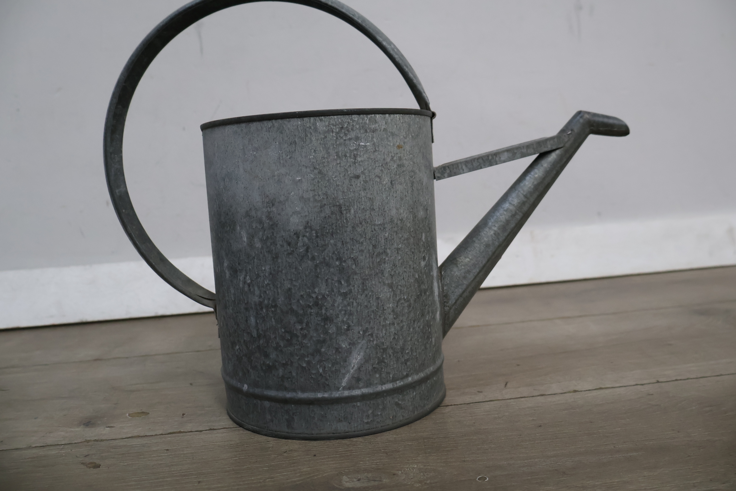 Metalen gieter – foto 10 – kavel bij GSD Auctions, Zoeterwoude
