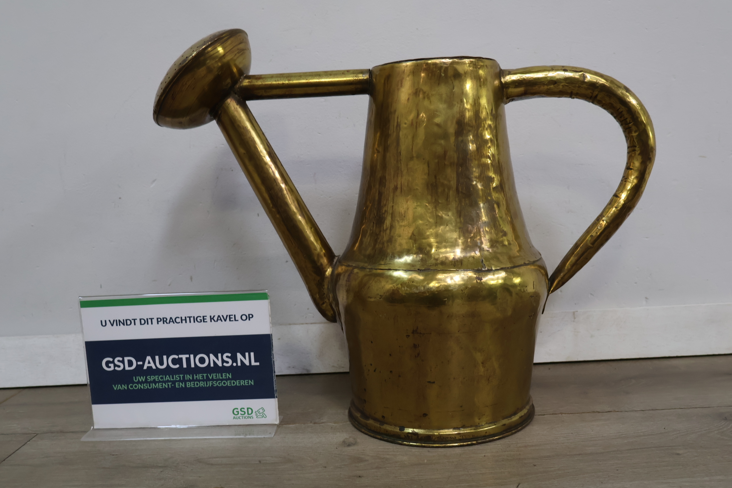 Grote messing gietersproeier – foto 2 – kavel bij GSD Auctions, Zoeterwoude