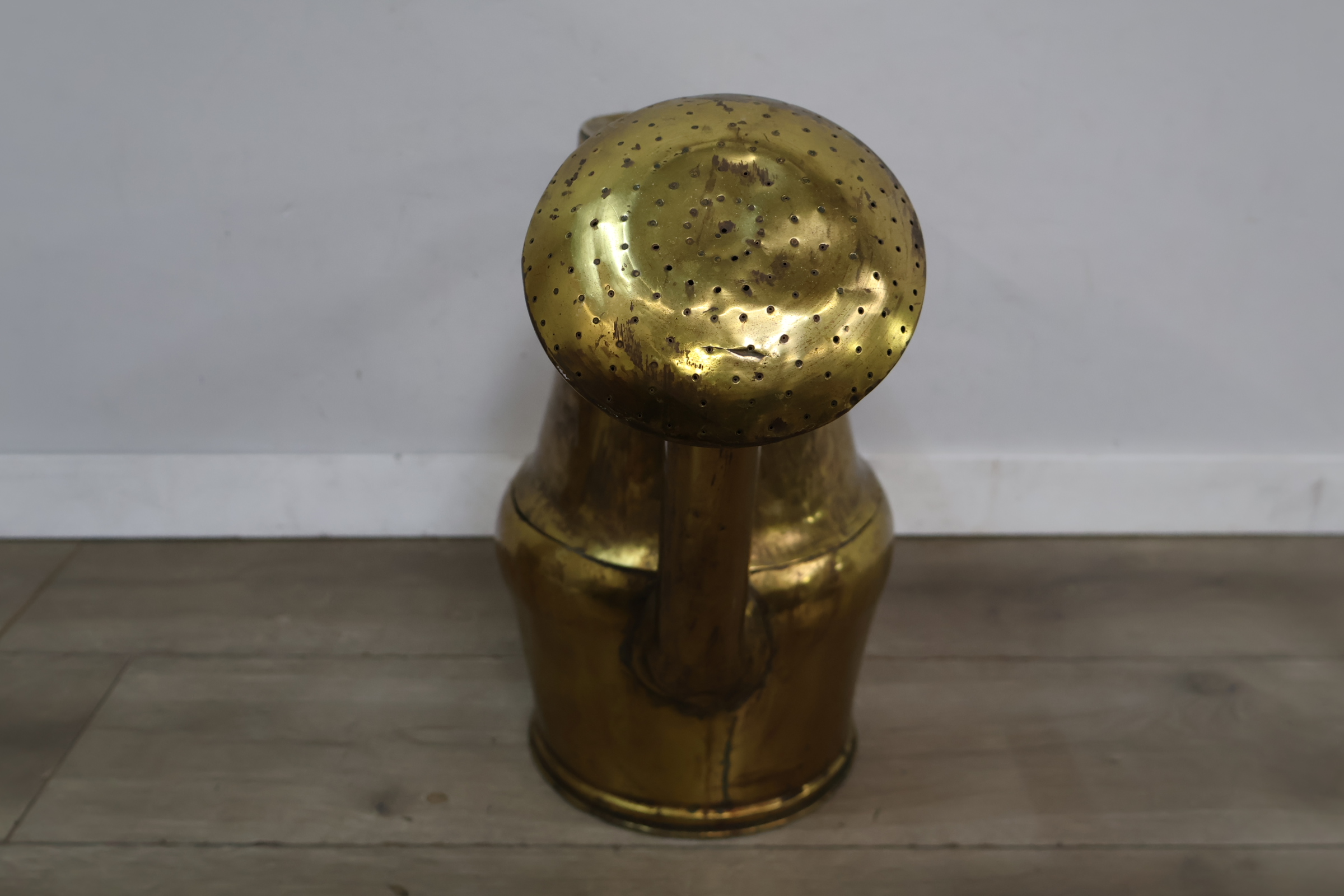 Grote messing gietersproeier – foto 6 – kavel bij GSD Auctions, Zoeterwoude