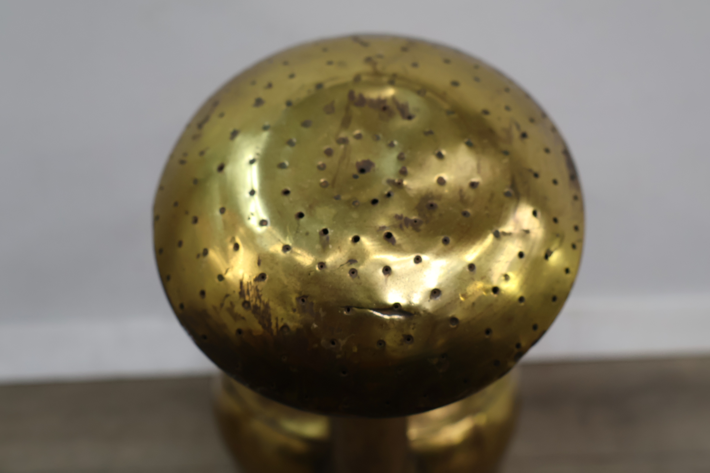 Grote messing gietersproeier – foto 7 – kavel bij GSD Auctions, Zoeterwoude