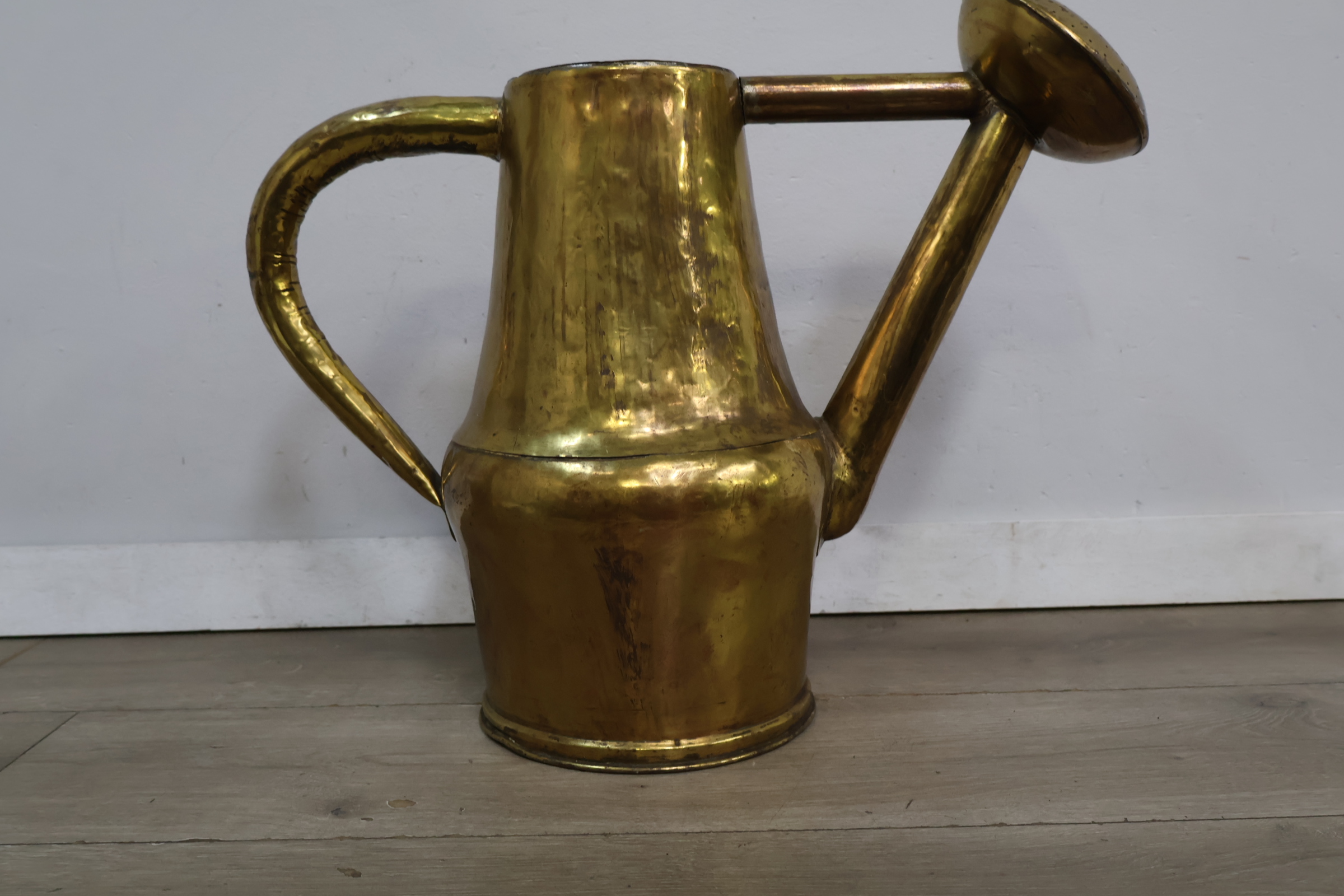 Grote messing gietersproeier – foto 8 – kavel bij GSD Auctions, Zoeterwoude