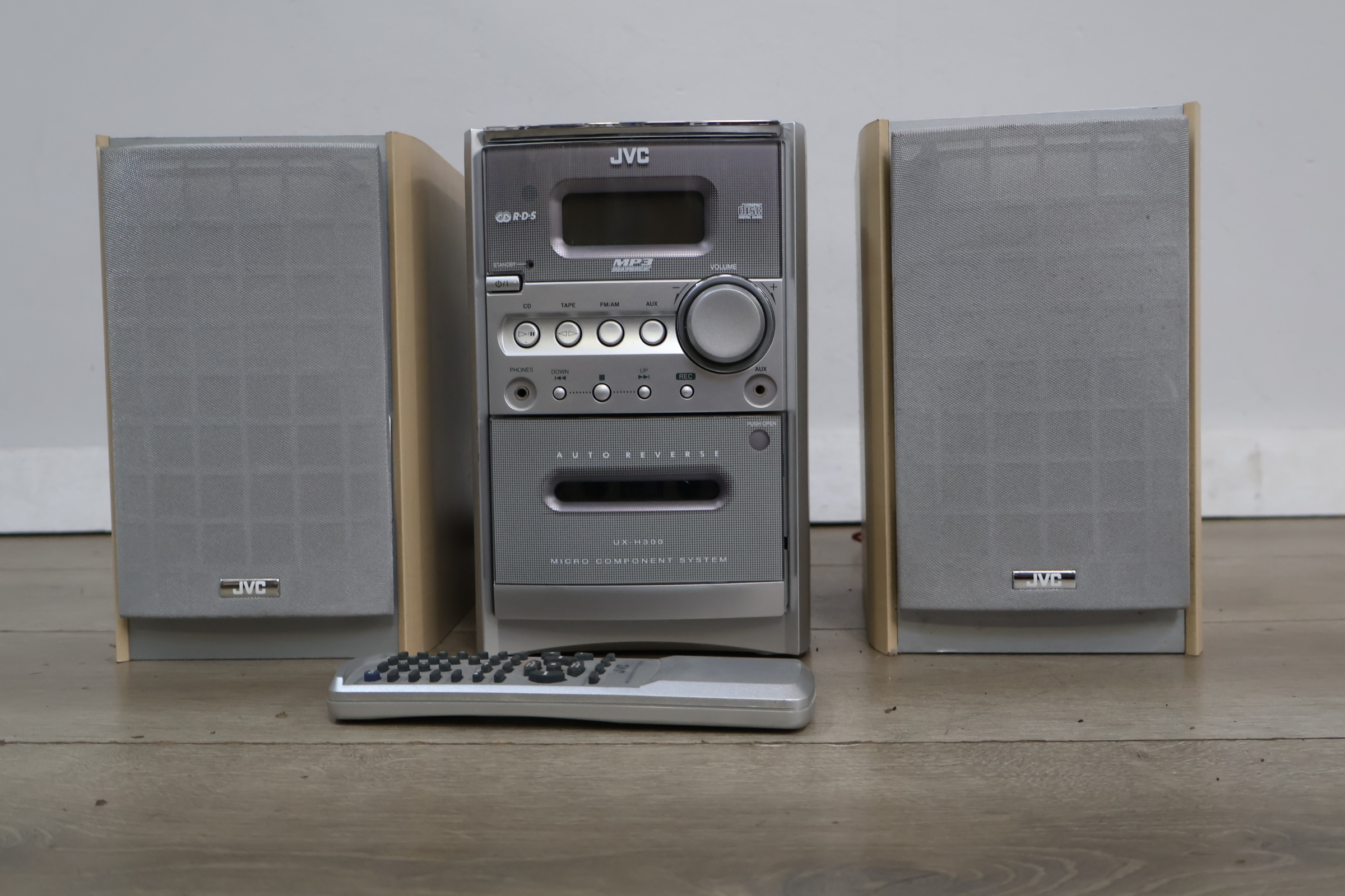 JVC Micro Component System UX-H300 – foto 5 – kavel bij GSD Auctions, Zoeterwoude