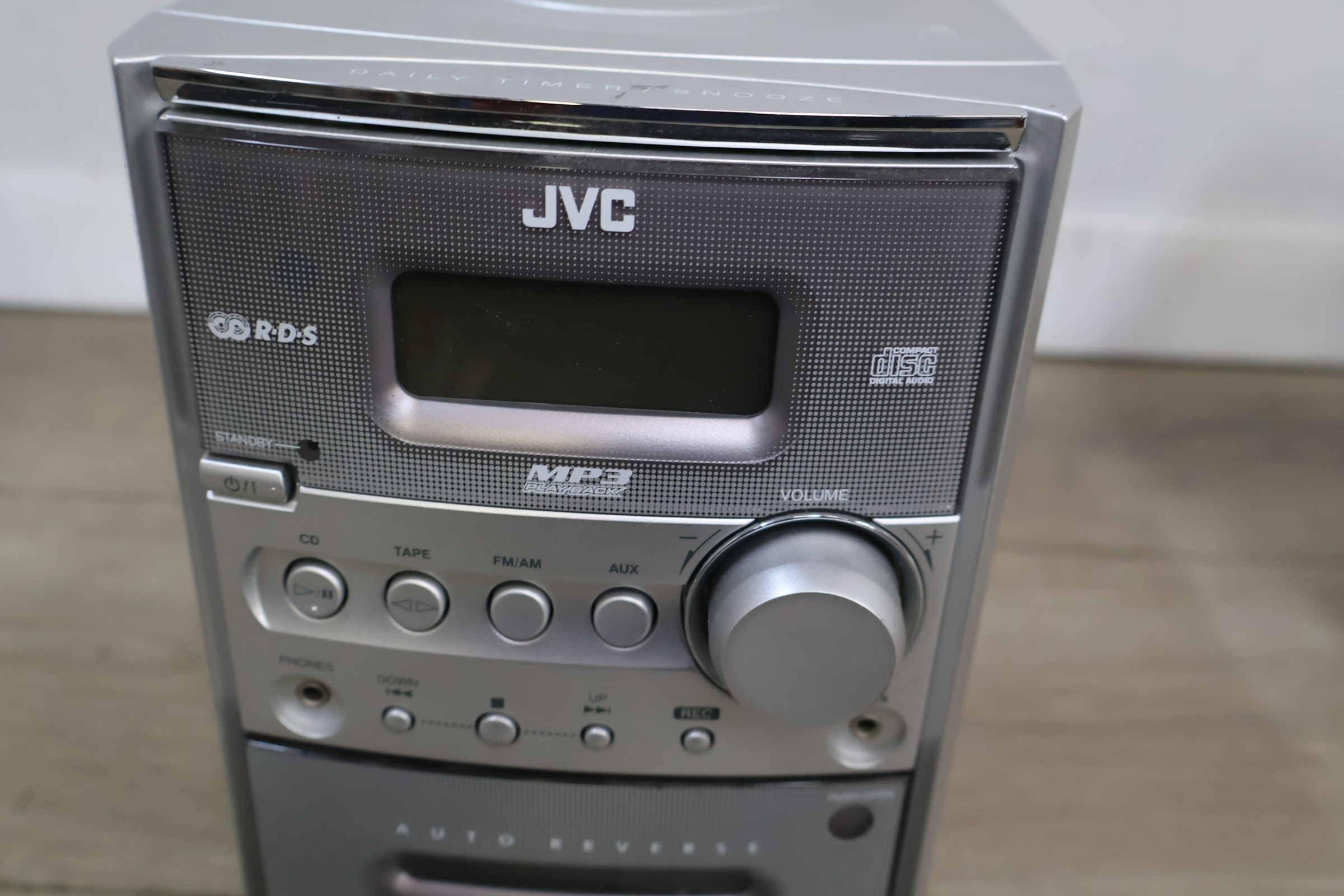 JVC Micro Component System UX-H300 – foto 10 – kavel bij GSD Auctions, Zoeterwoude