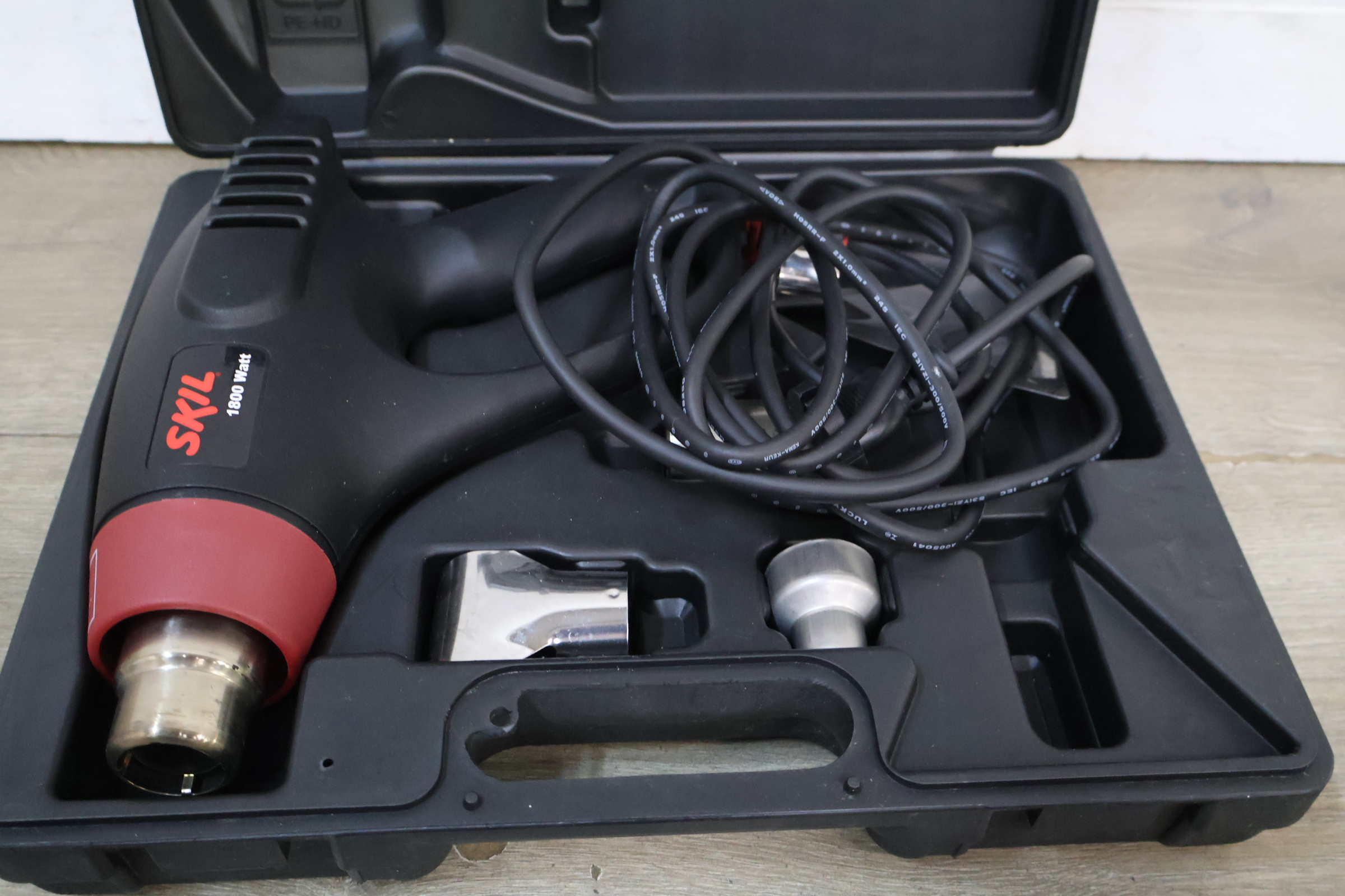 Skil Hittepistool met accessoires in koffer – foto 3 – kavel bij GSD Auctions, Zoeterwoude