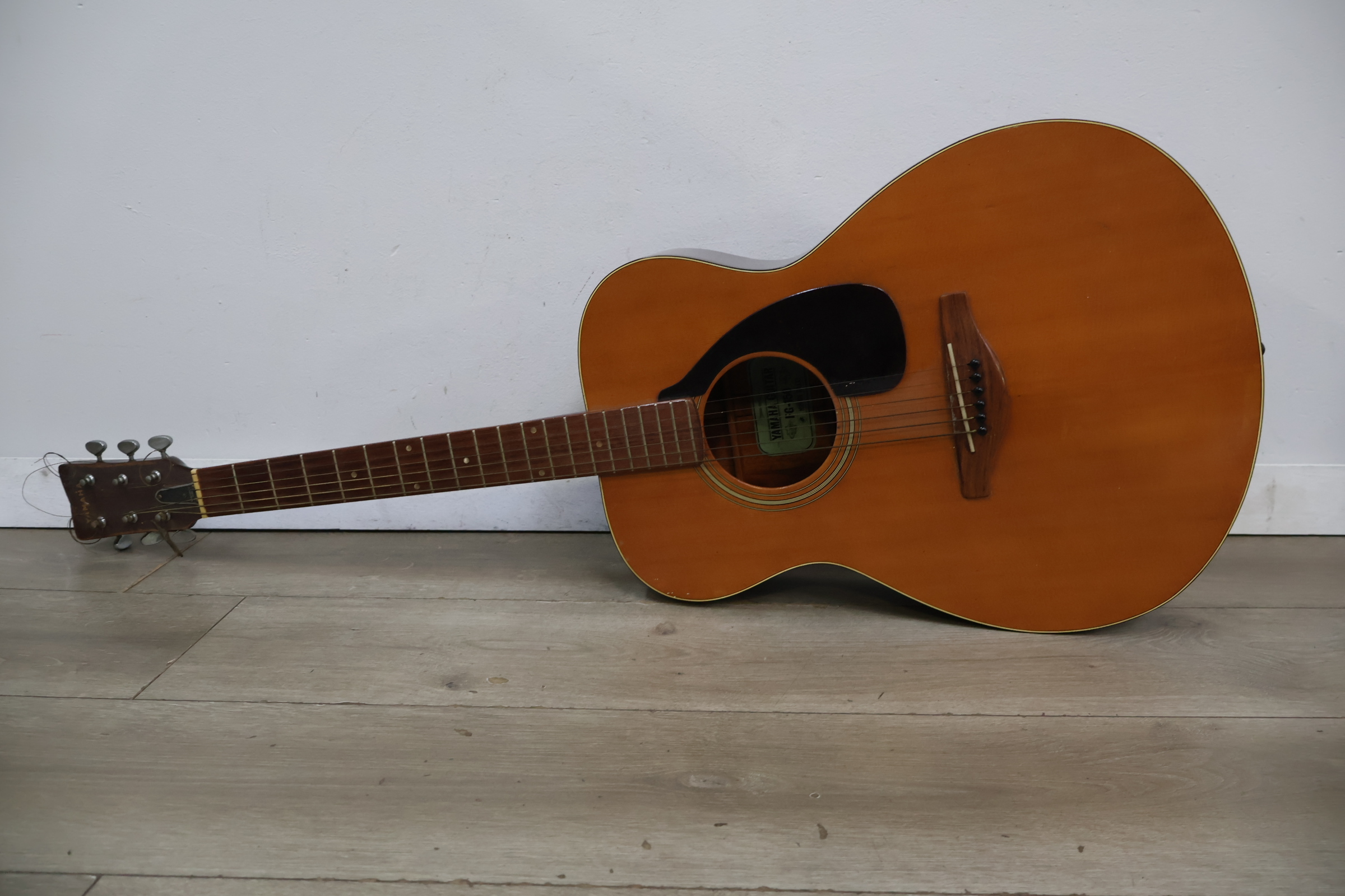 Yamaha FG-140 klassieke akoestische gitaar – foto 4 – kavel bij GSD Auctions, Zoeterwoude