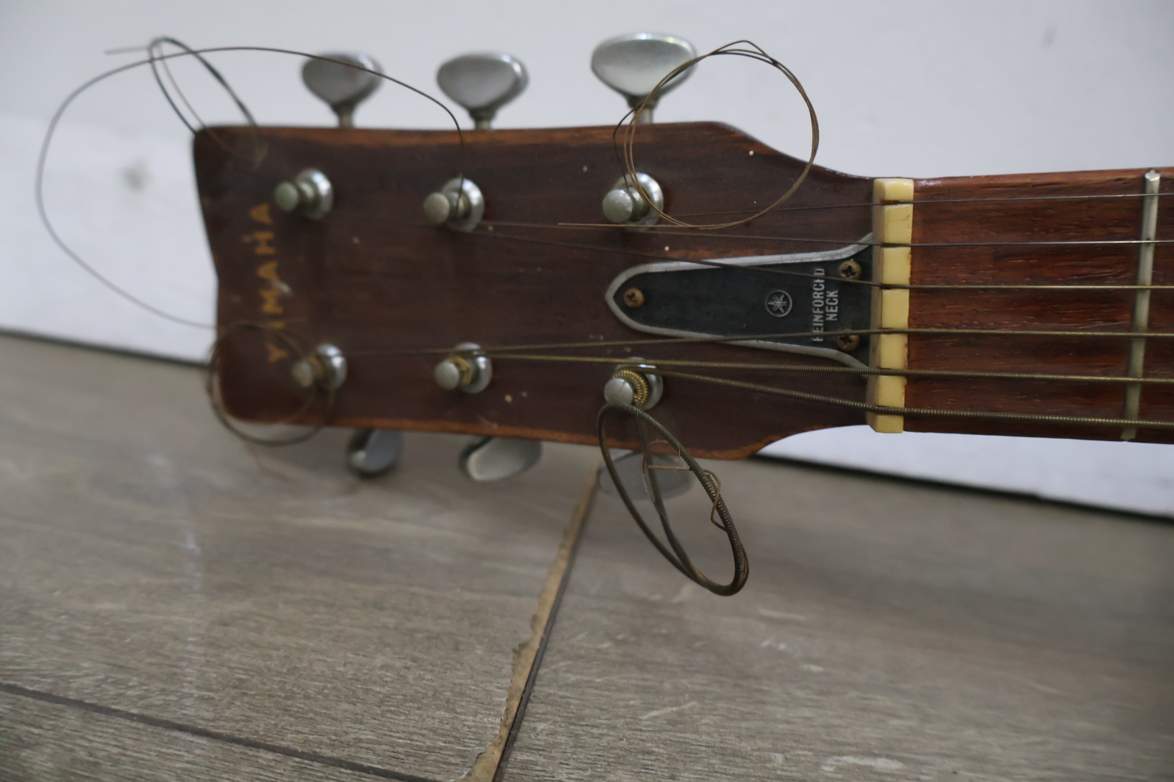 Yamaha FG-140 klassieke akoestische gitaar – foto 6 – kavel bij GSD Auctions, Zoeterwoude