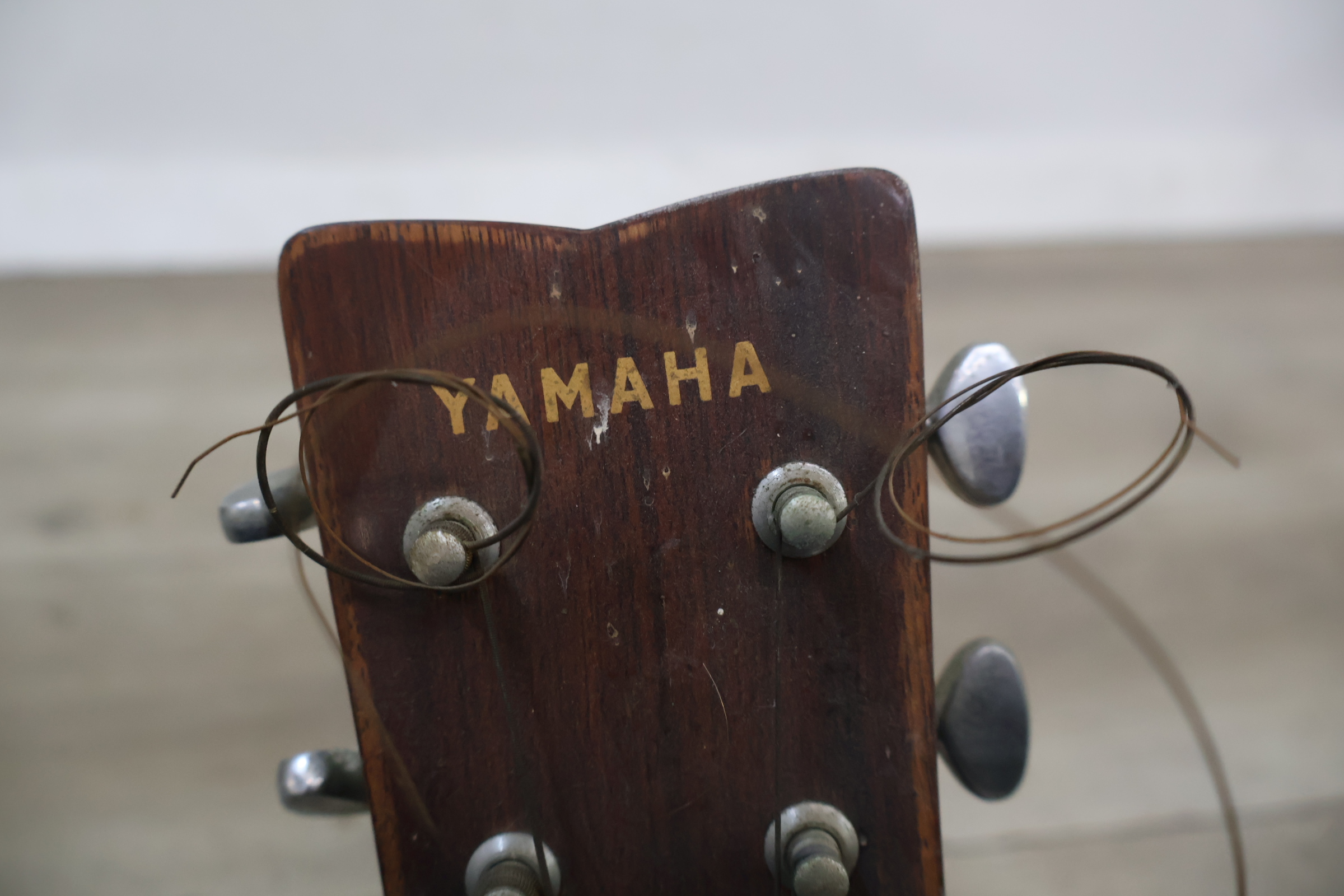 Yamaha FG-140 klassieke akoestische gitaar – foto 9 – kavel bij GSD Auctions, Zoeterwoude