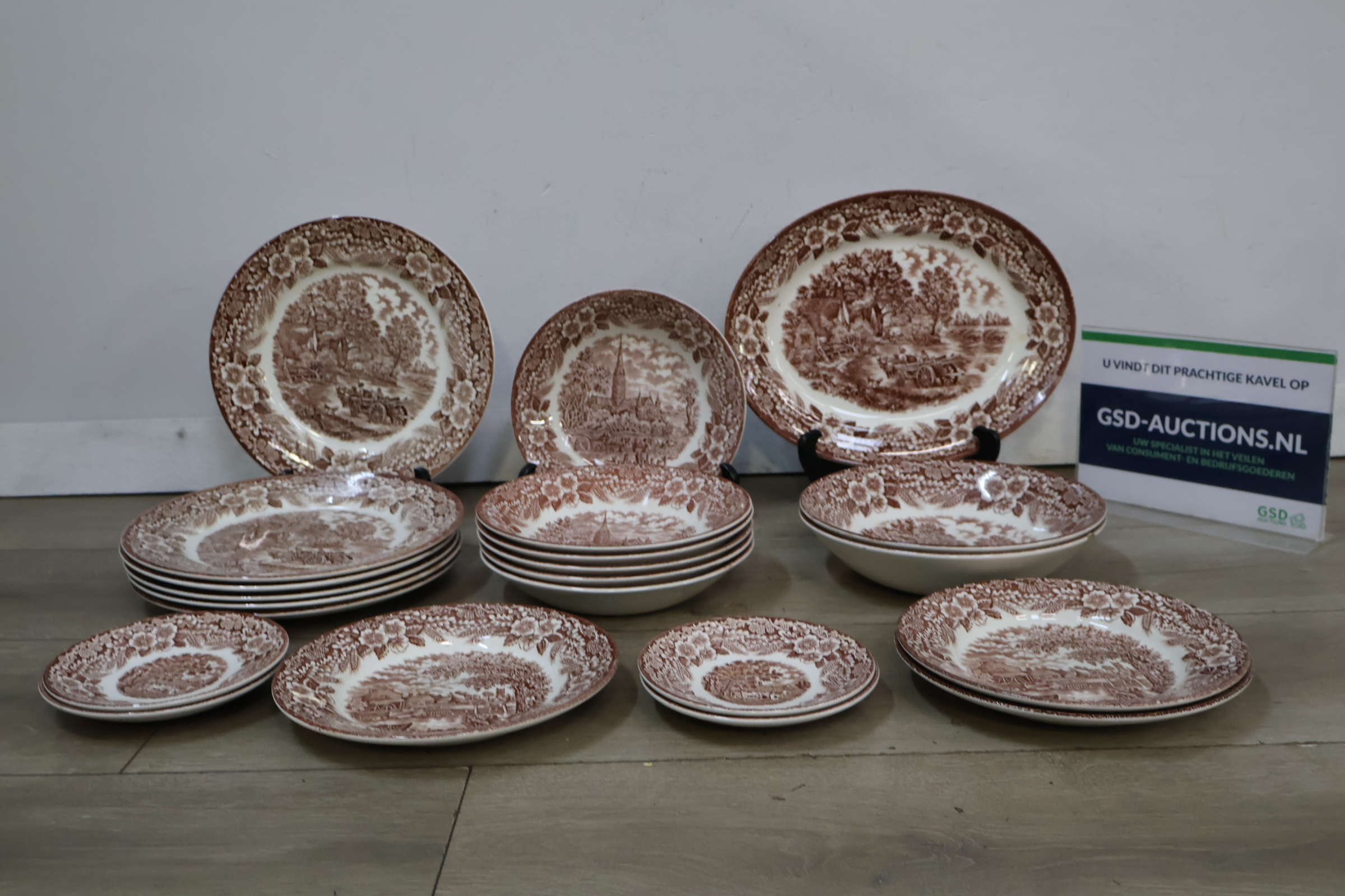 Broadhurst Porseleinen Servies – foto 2 – kavel bij GSD Auctions, Zoeterwoude