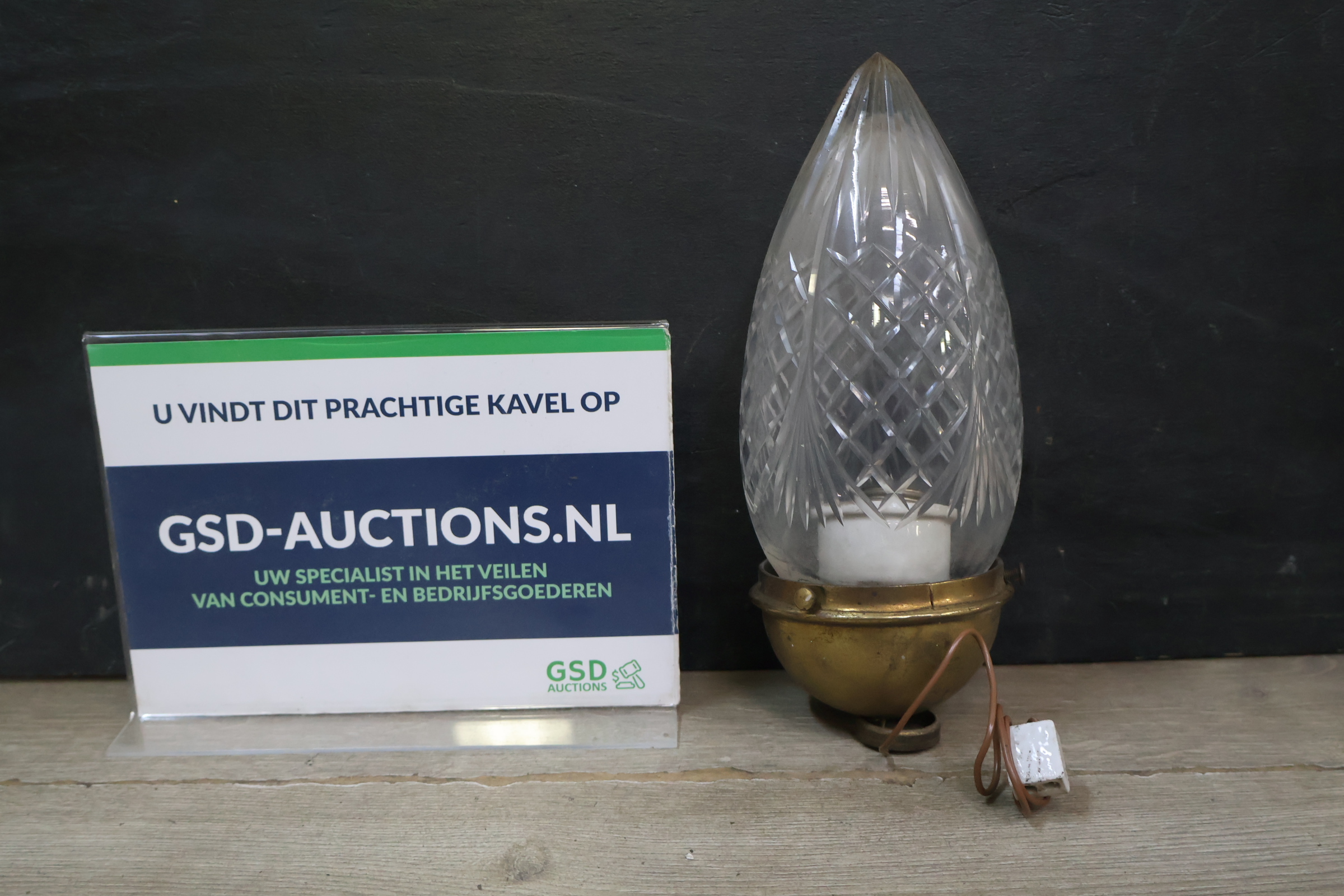 Antieke kristallen lamp – foto 2 – kavel bij GSD Auctions, Zoeterwoude